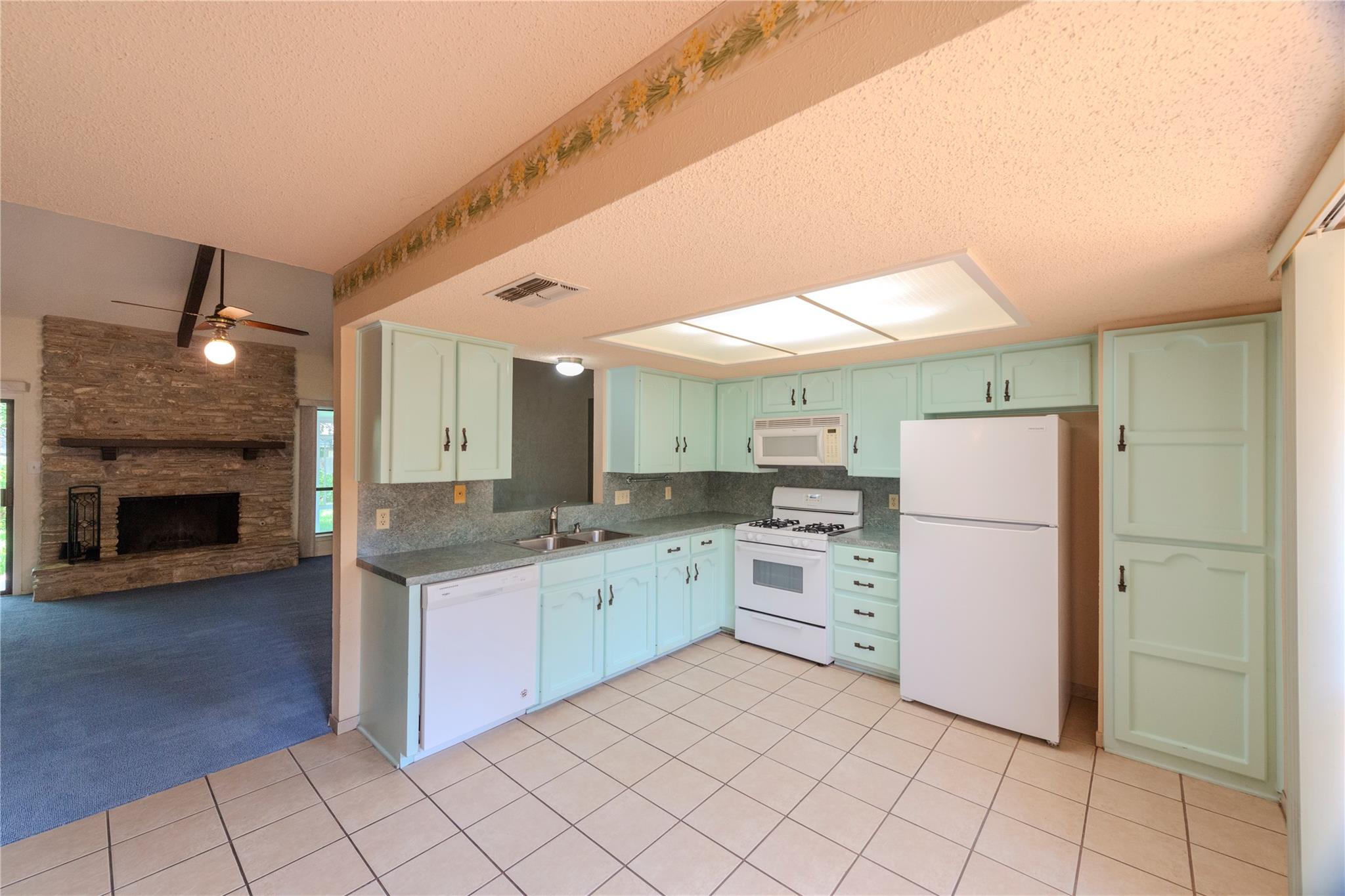 12409 Split Rail PKWY