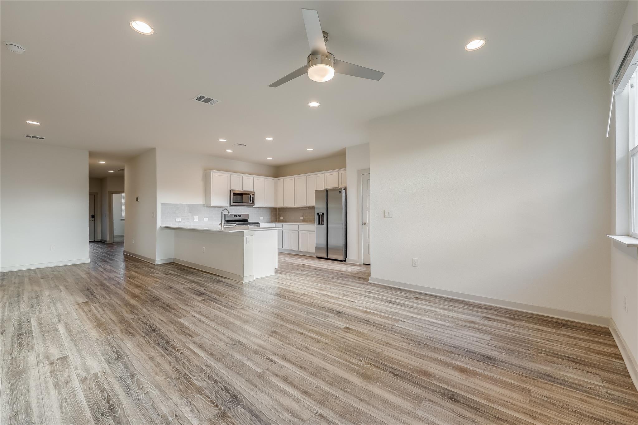 153 Filifera CT
