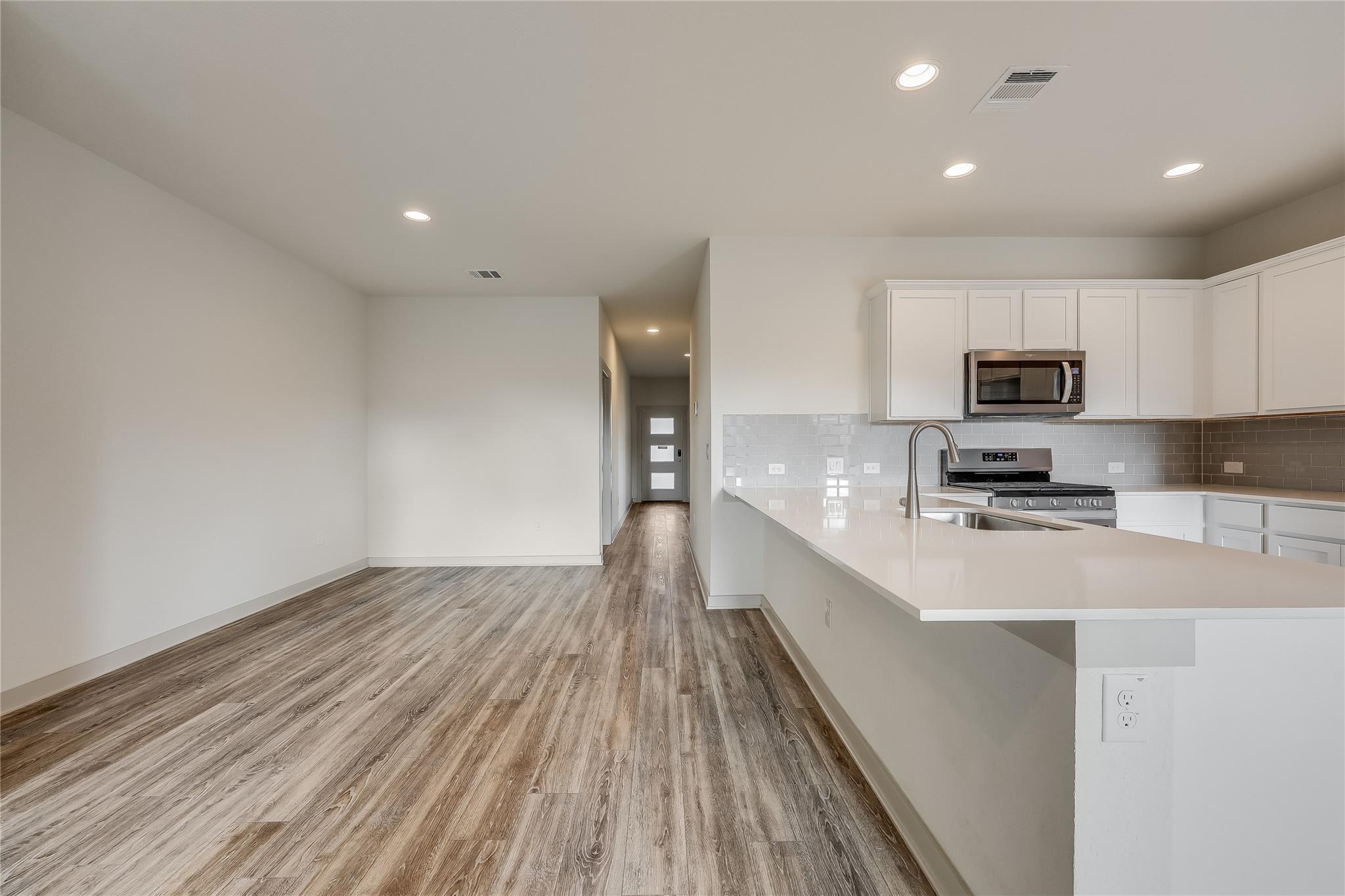 153 Filifera CT