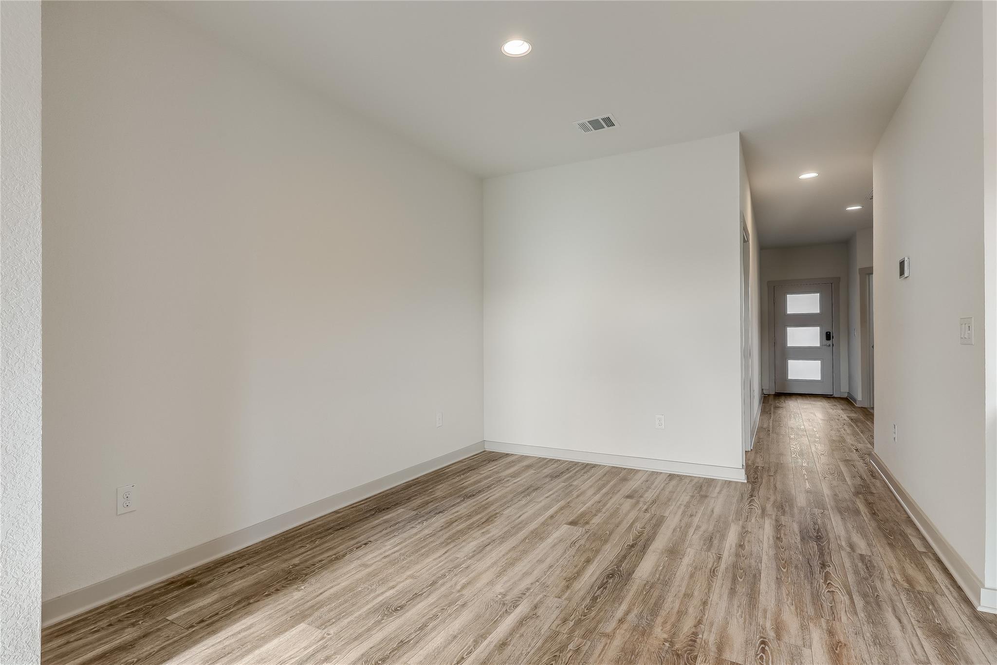 153 Filifera CT