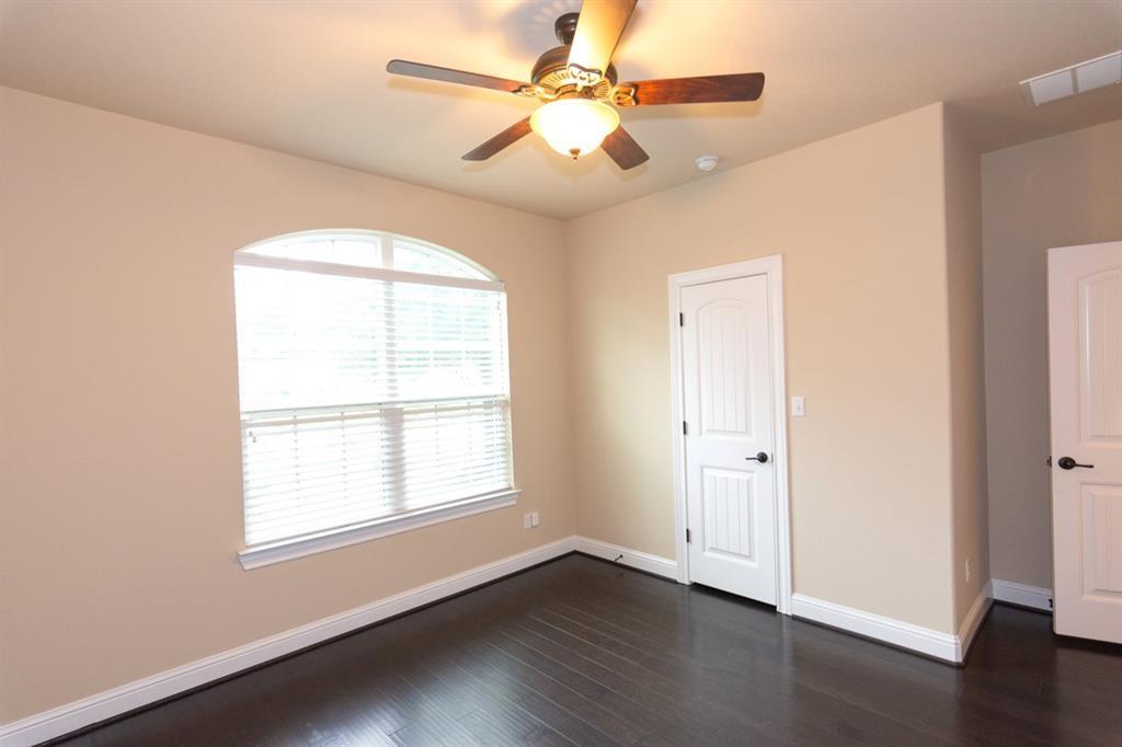 12004 Versante CIR Unit: VH37