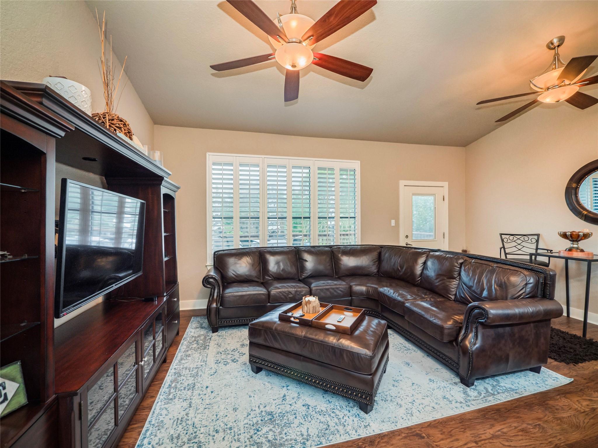 704 Horseshoe Bay BLVD Unit: L