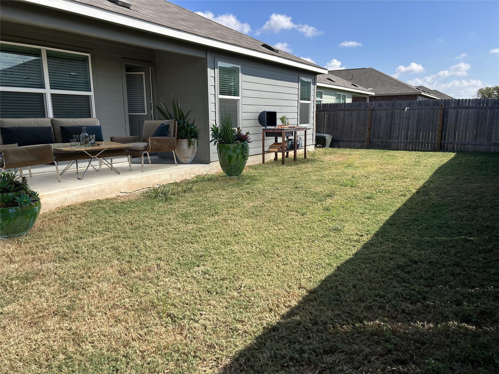 341 Escondido CIR