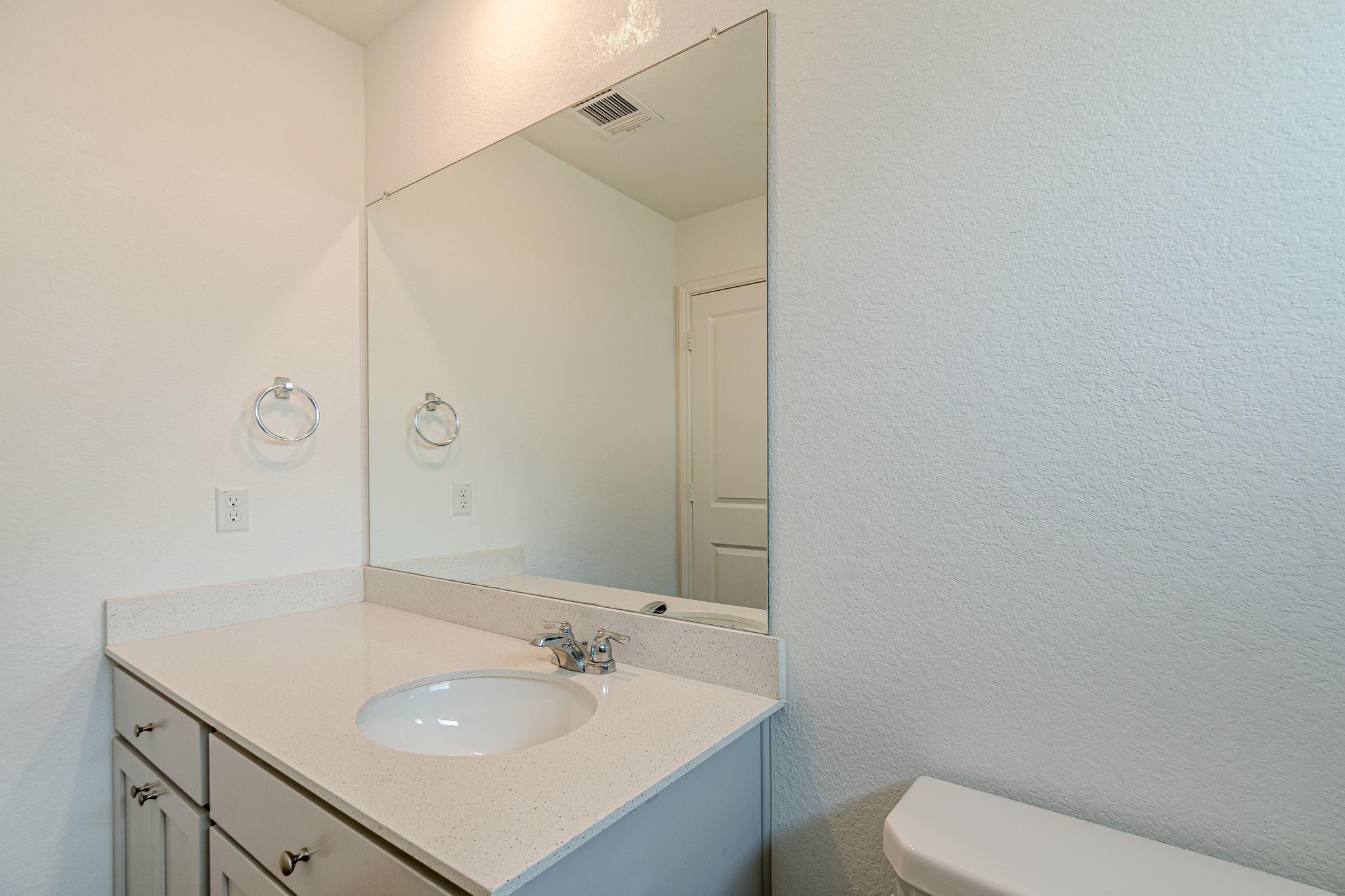 341 Escondido CIR