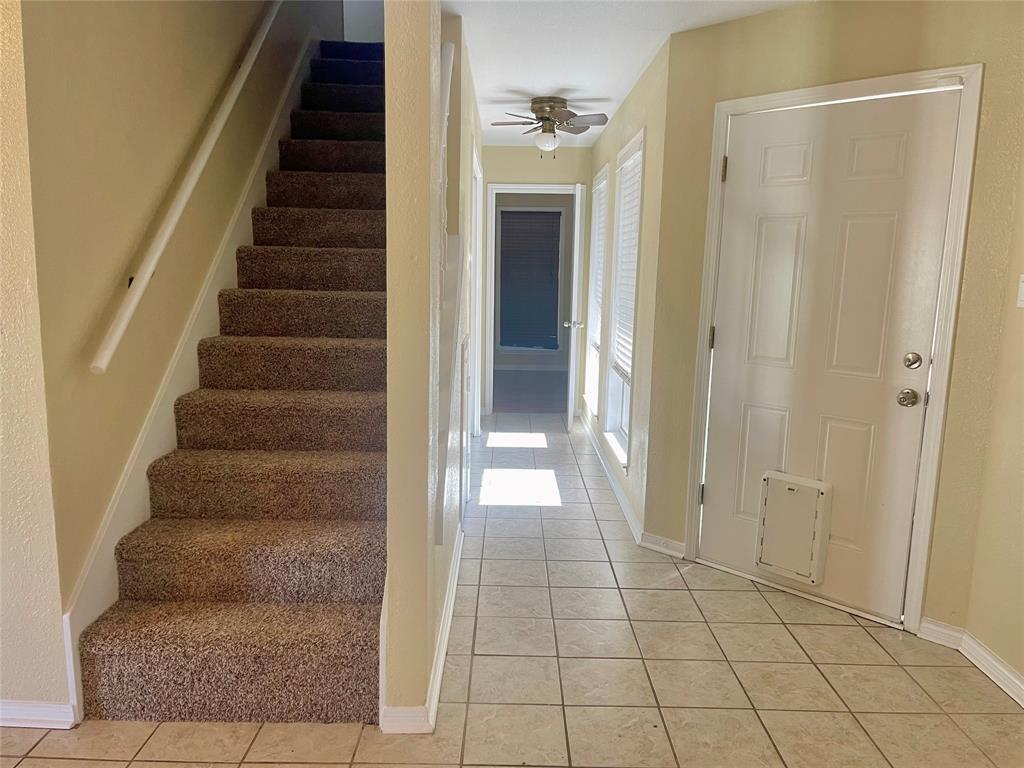 2127 Lazy Ridge DR