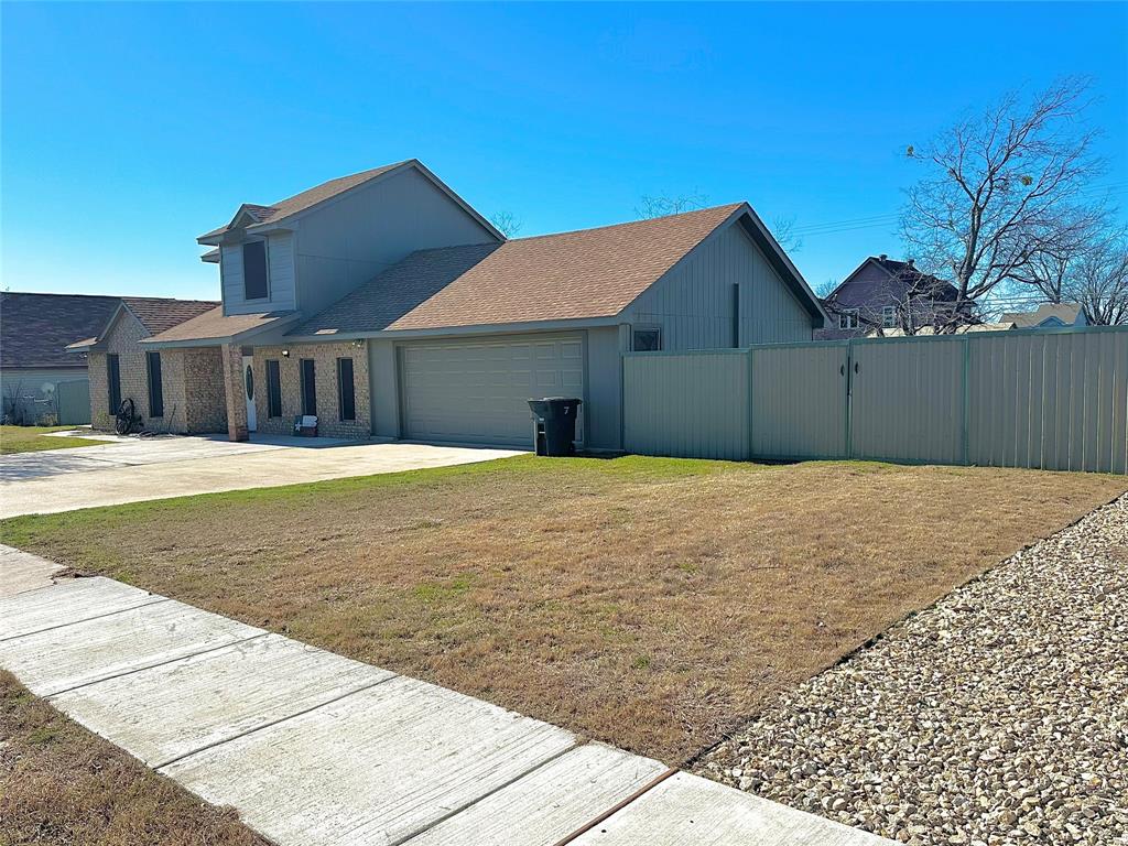 2127 Lazy Ridge DR