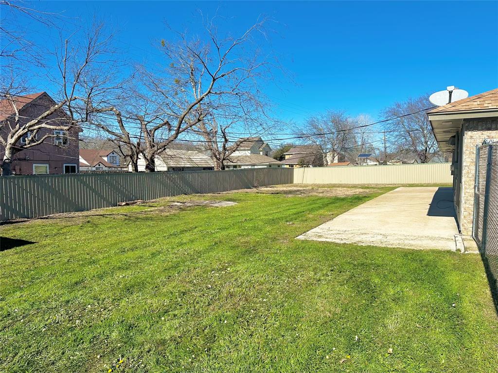 2127 Lazy Ridge DR