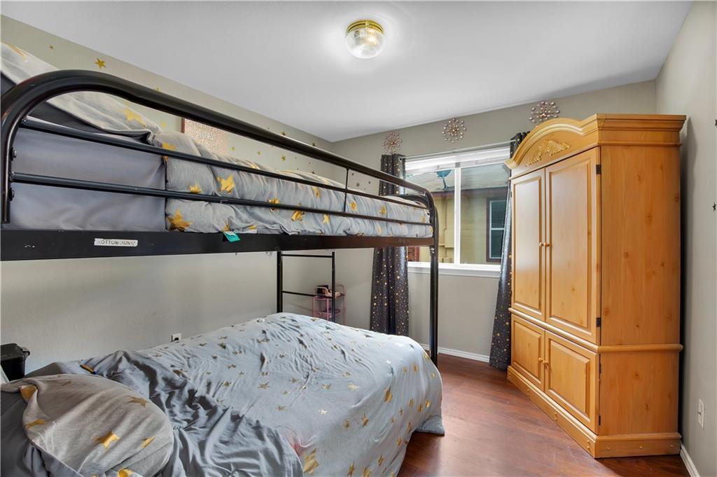 109 Brooke ST