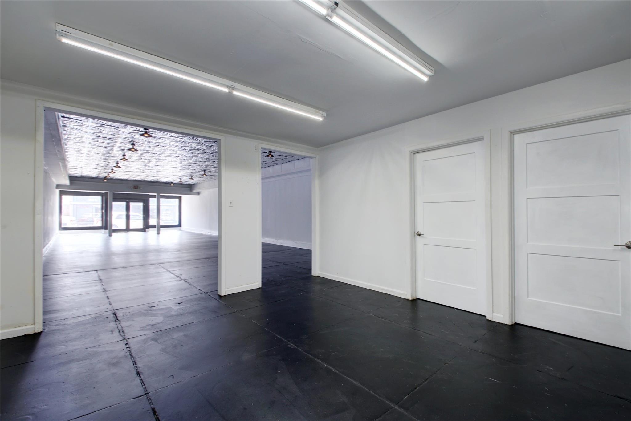 313 N Main ST