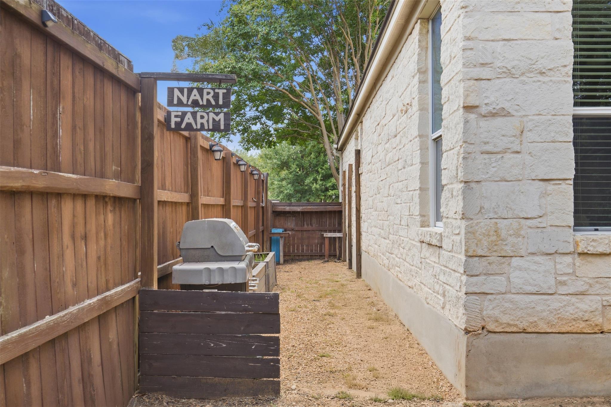 3004 Lombardi WAY
