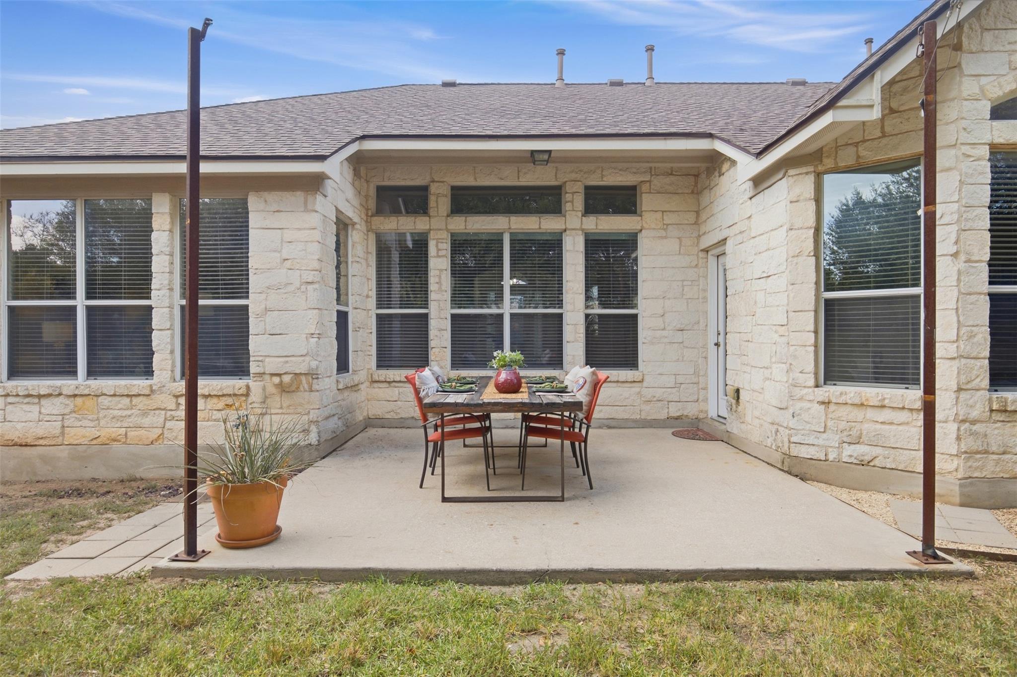 3004 Lombardi WAY
