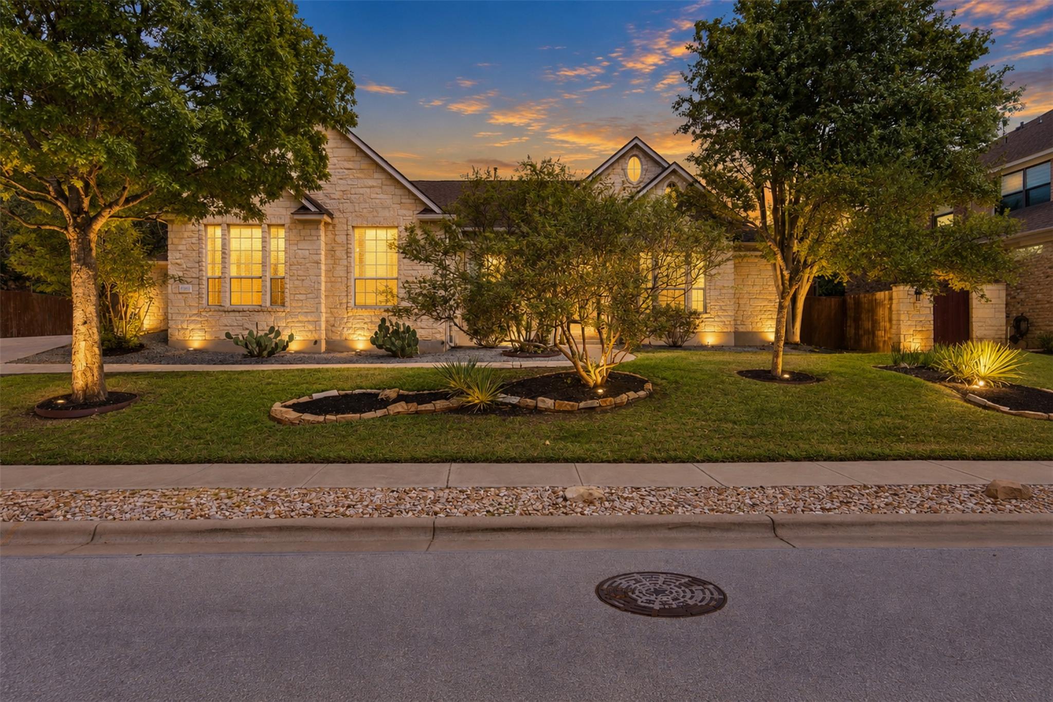 3004 Lombardi WAY