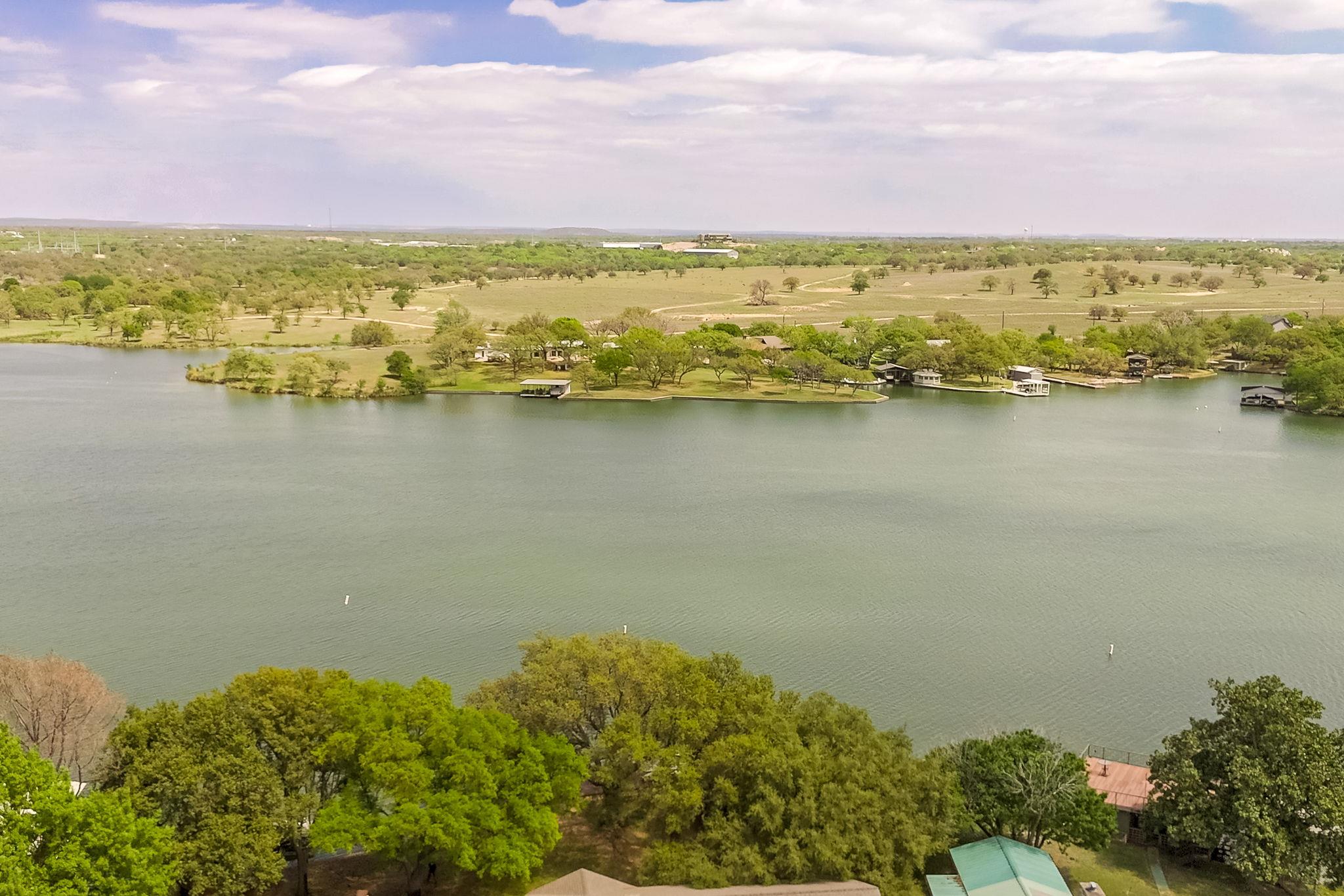 207 Flamingo CIR