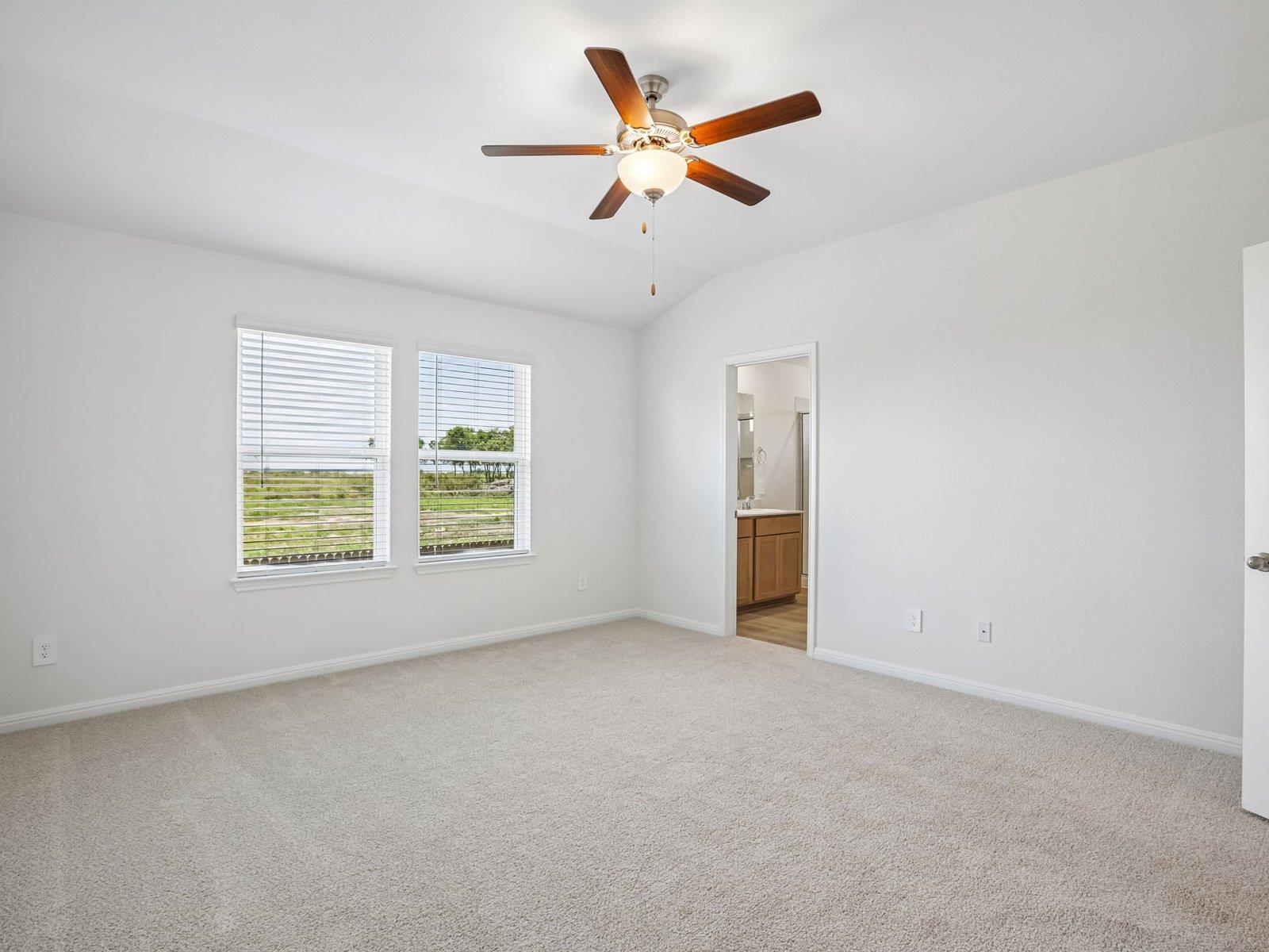 132 Woodbrook DR