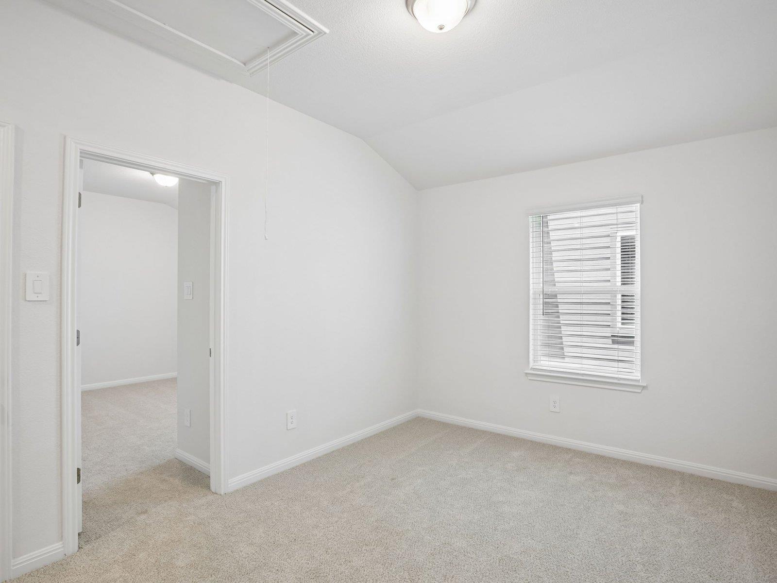 132 Woodbrook DR