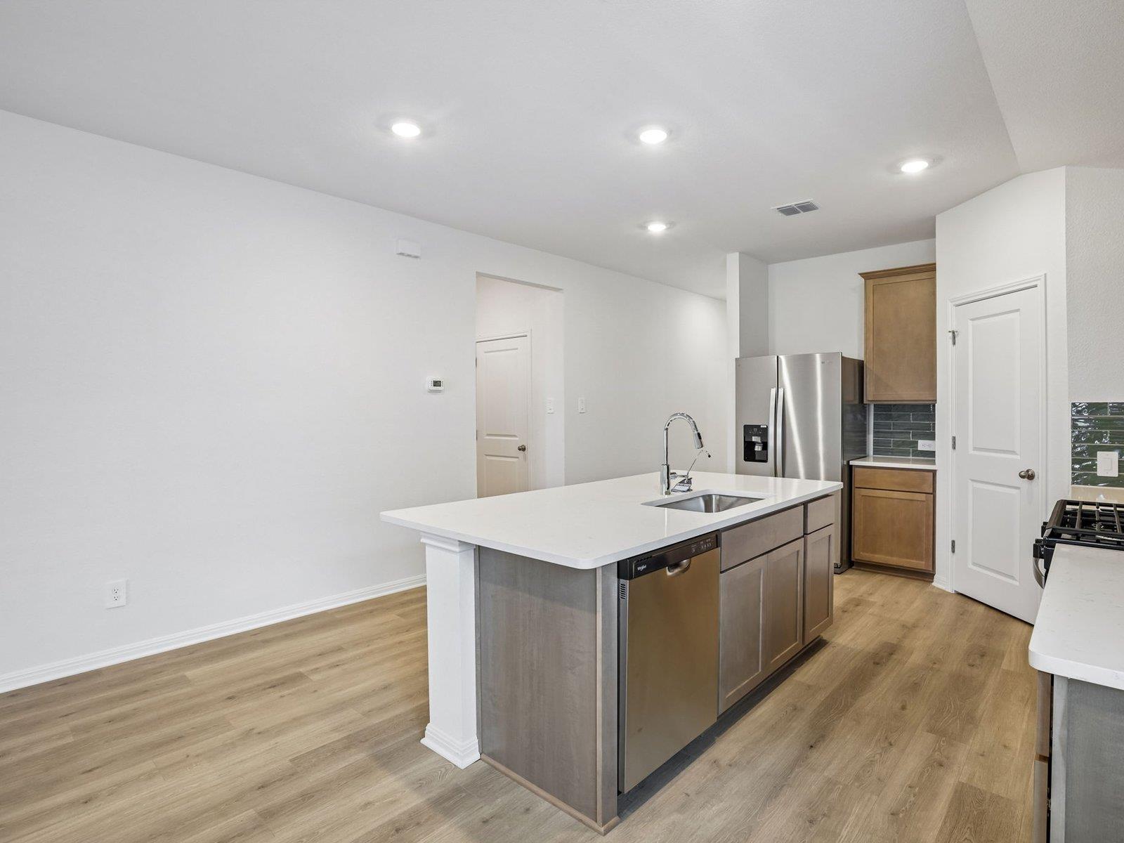 132 Woodbrook DR