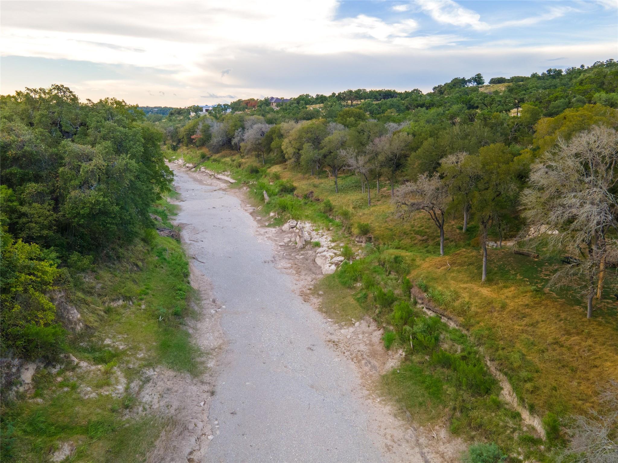 1853 Paradise PKWY