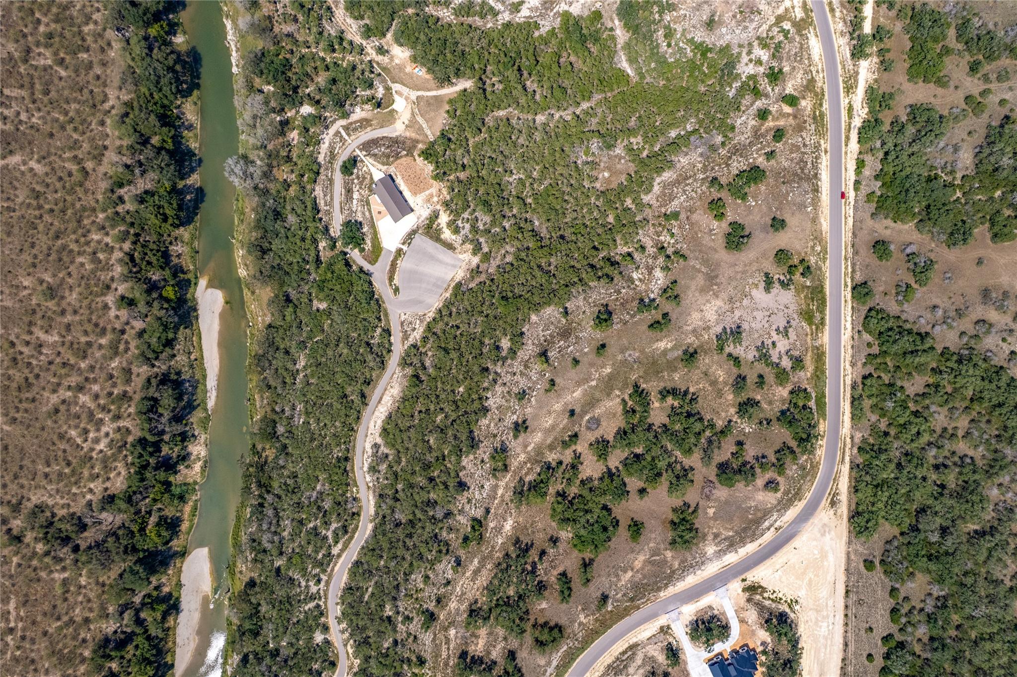 1853 Paradise PKWY