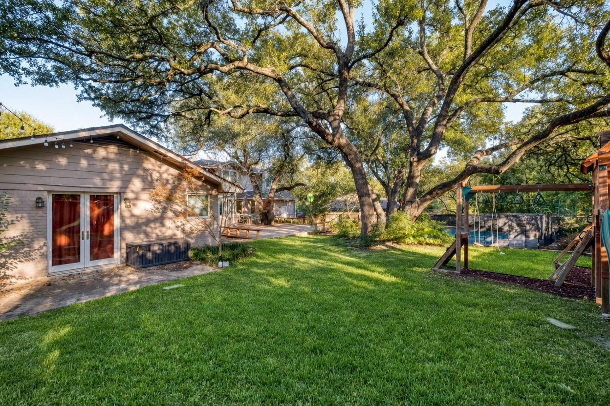 3927 Knollwood DR