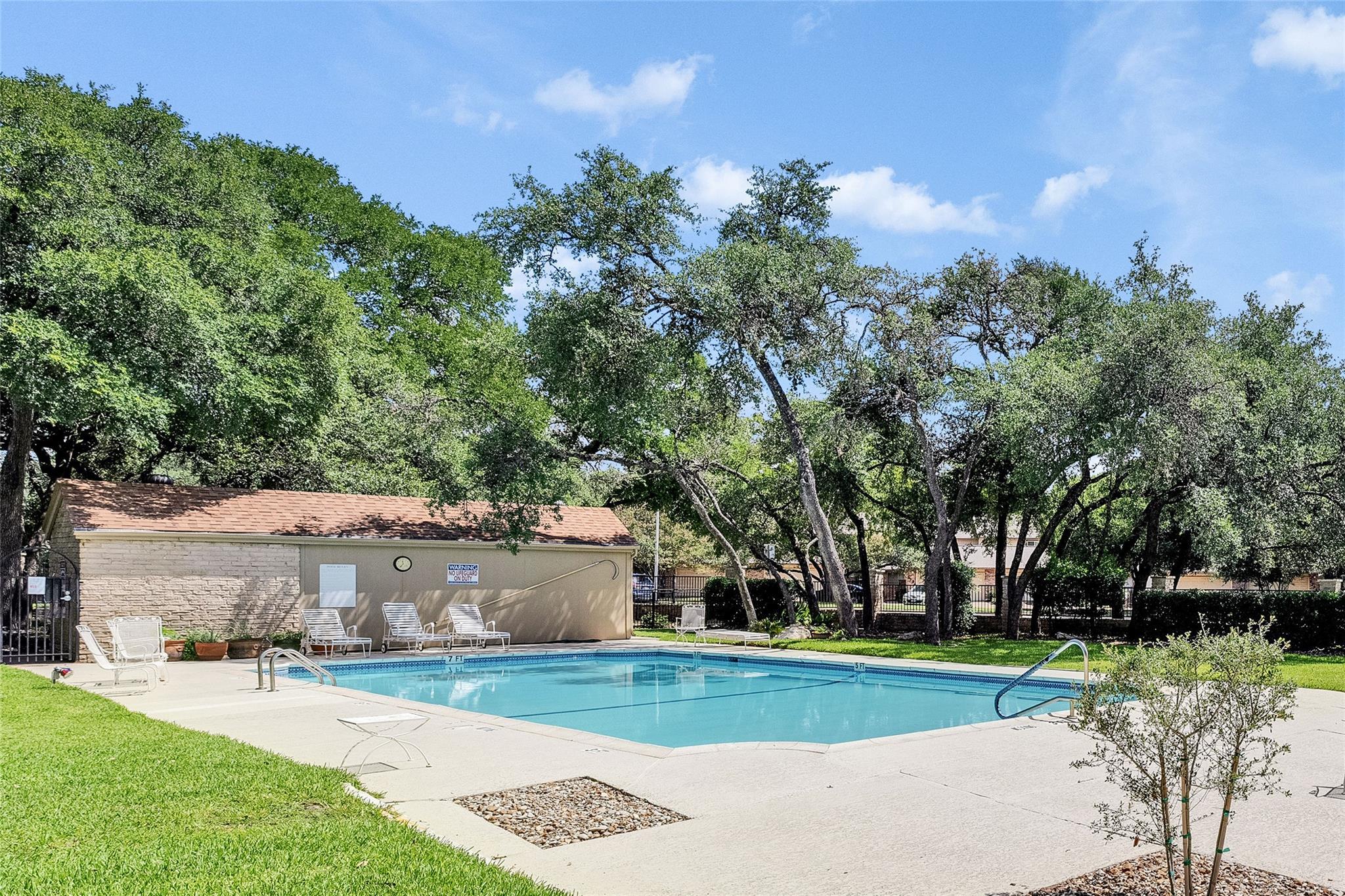 8111 Middle CT
