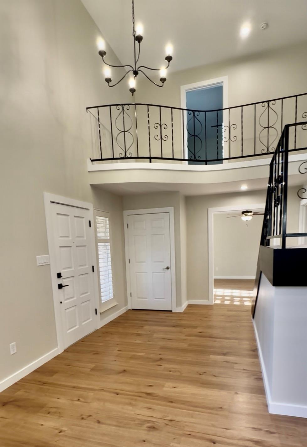 8111 Middle CT