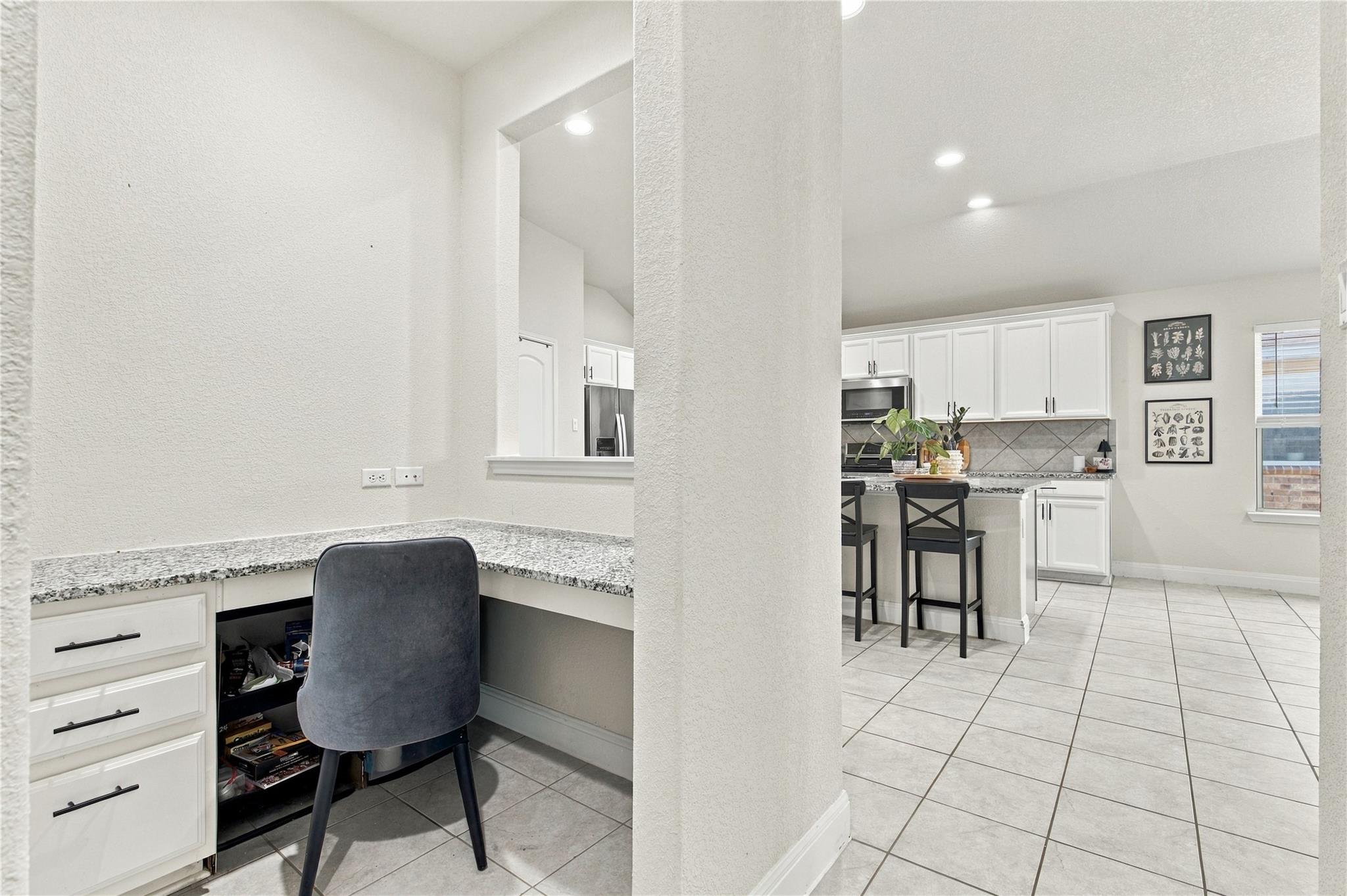 6025 Gimignano PL