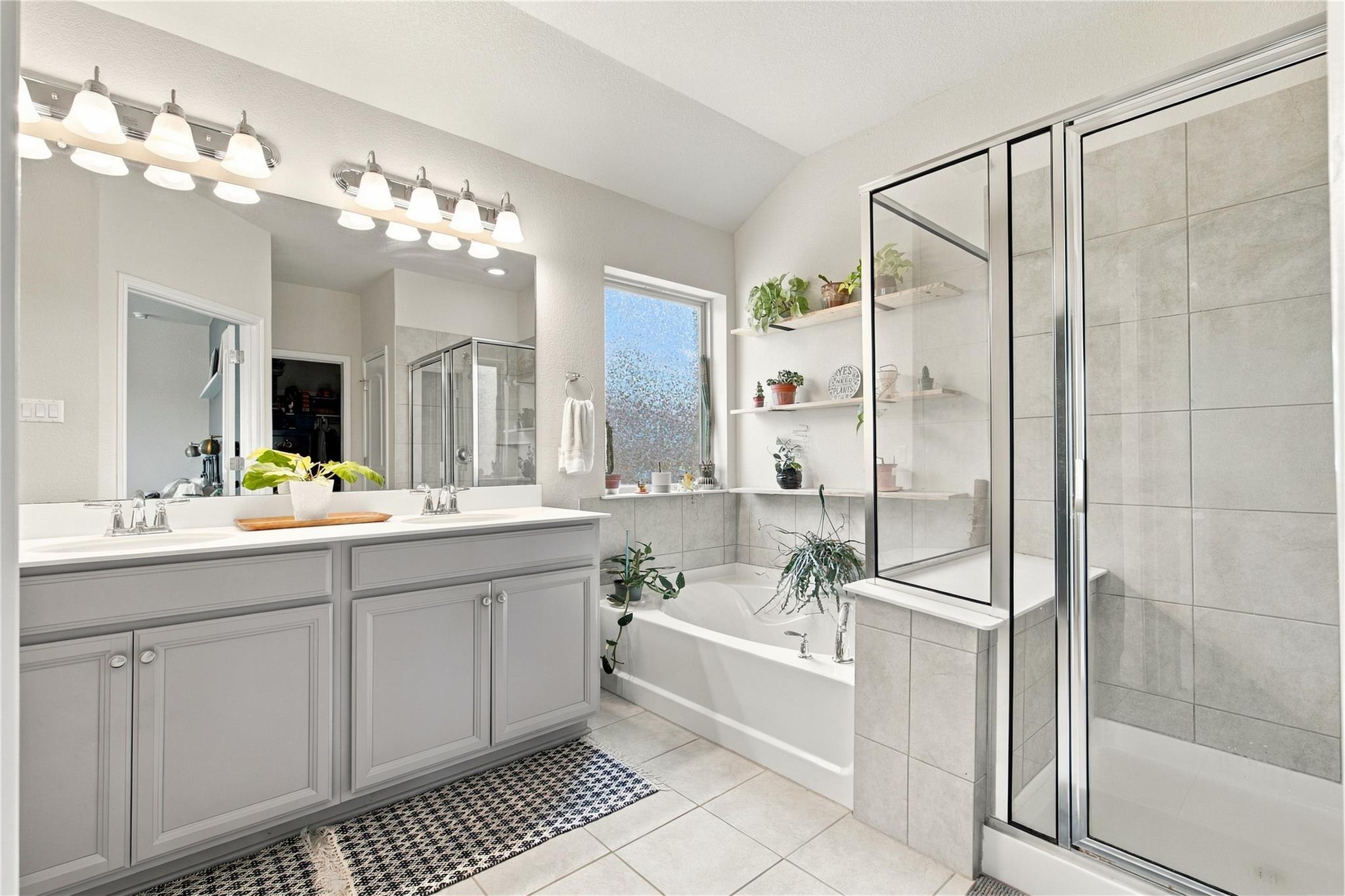 6025 Gimignano PL