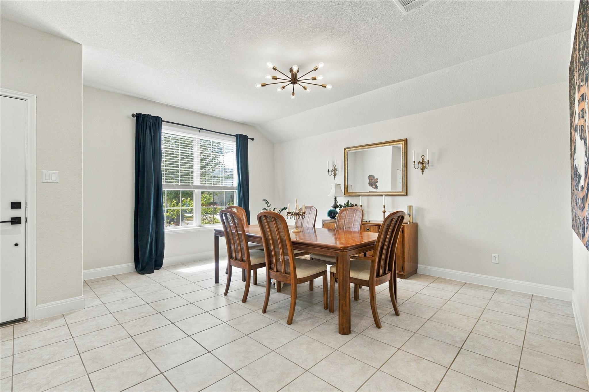6025 Gimignano PL