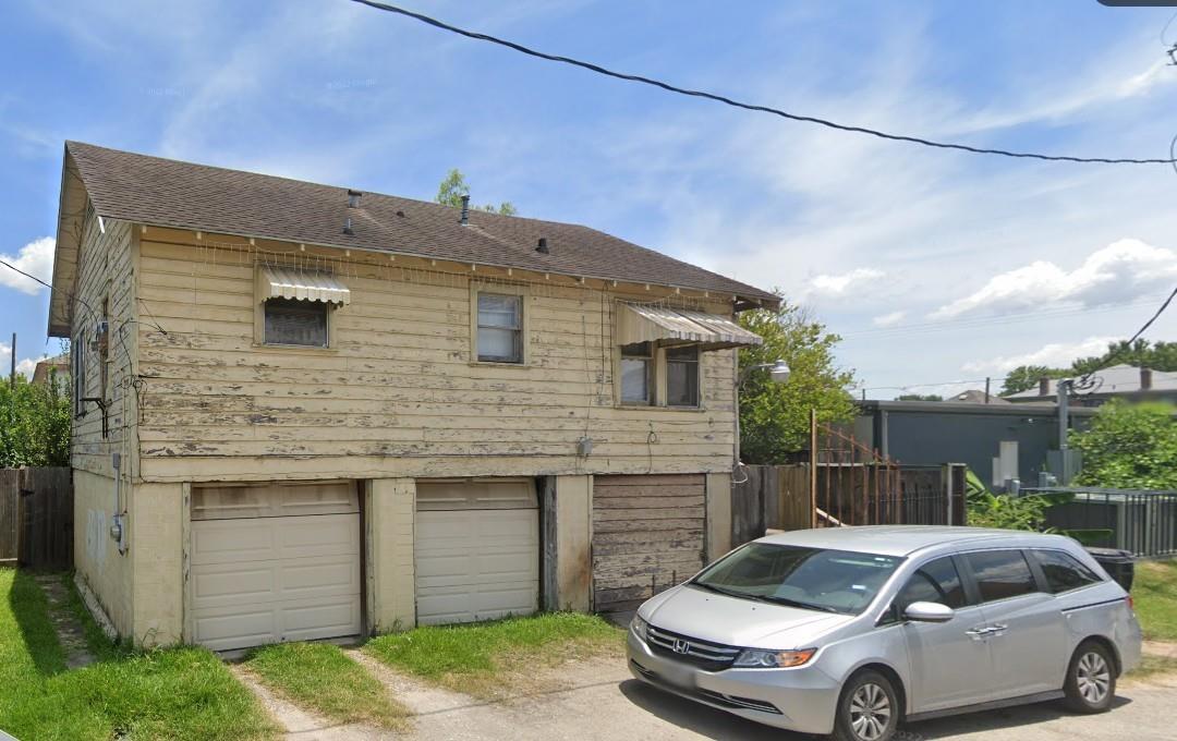 2514 Churchill Street