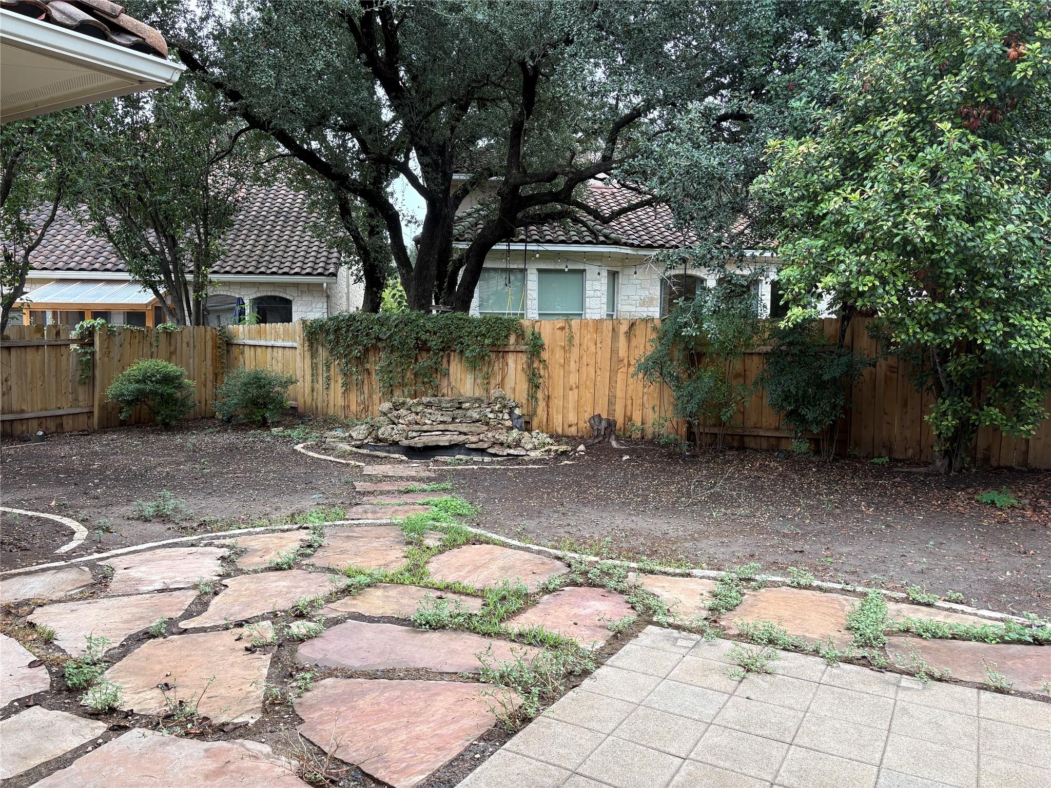 15209 Interlachen DR