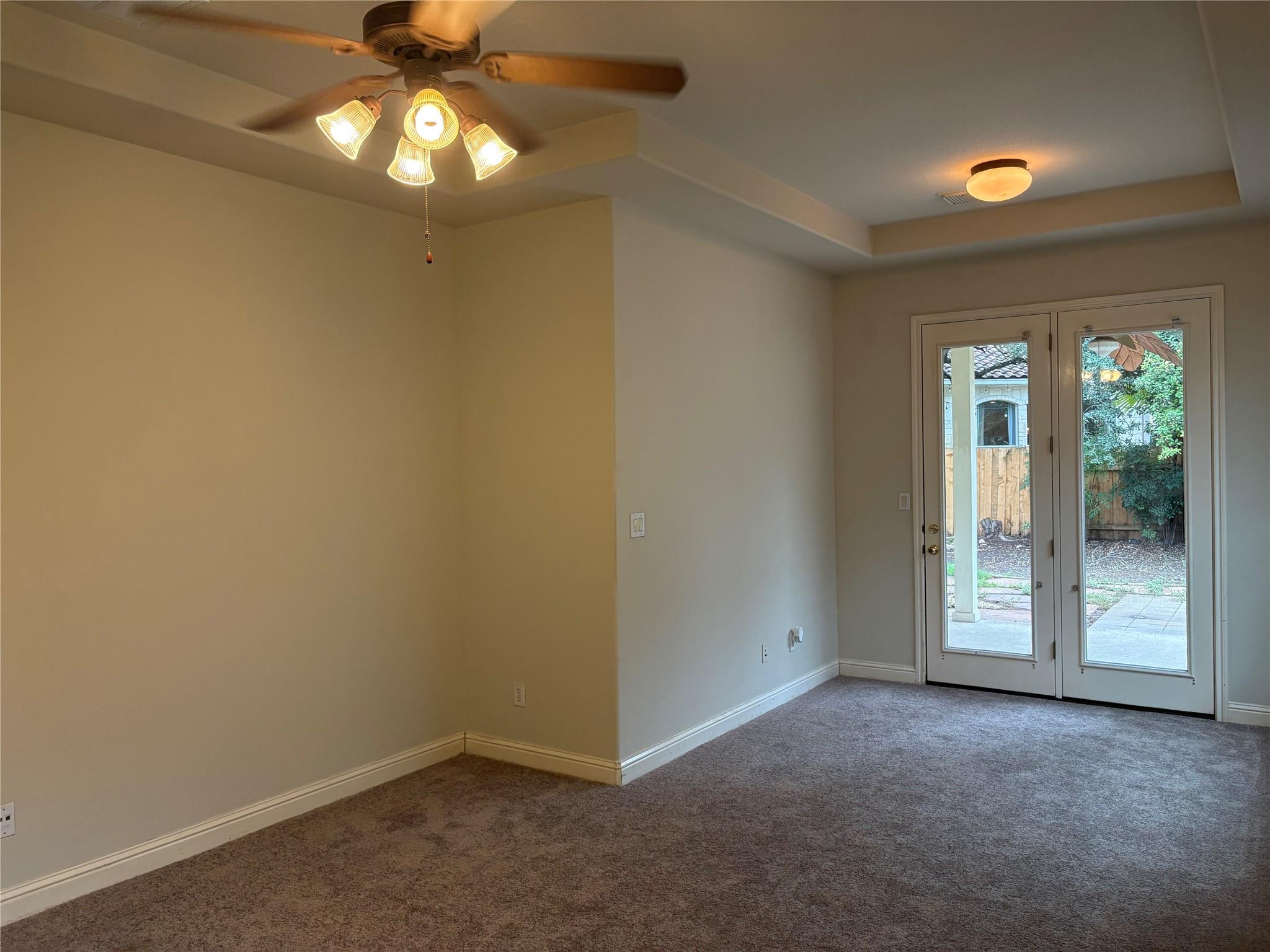 15209 Interlachen DR