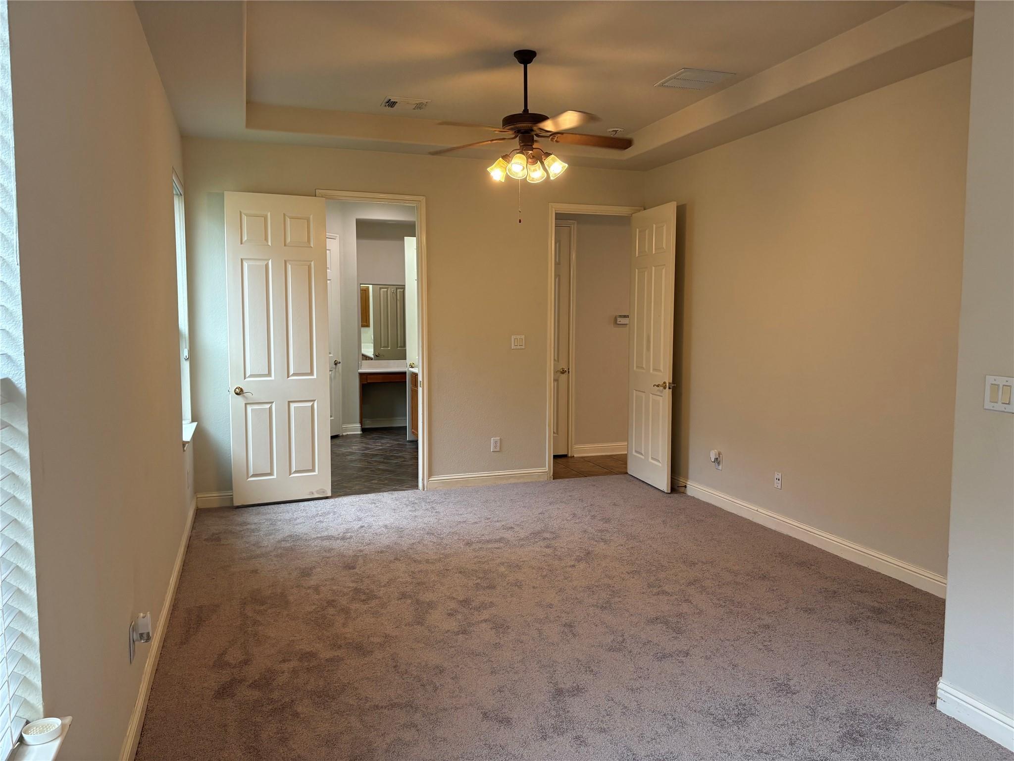 15209 Interlachen DR