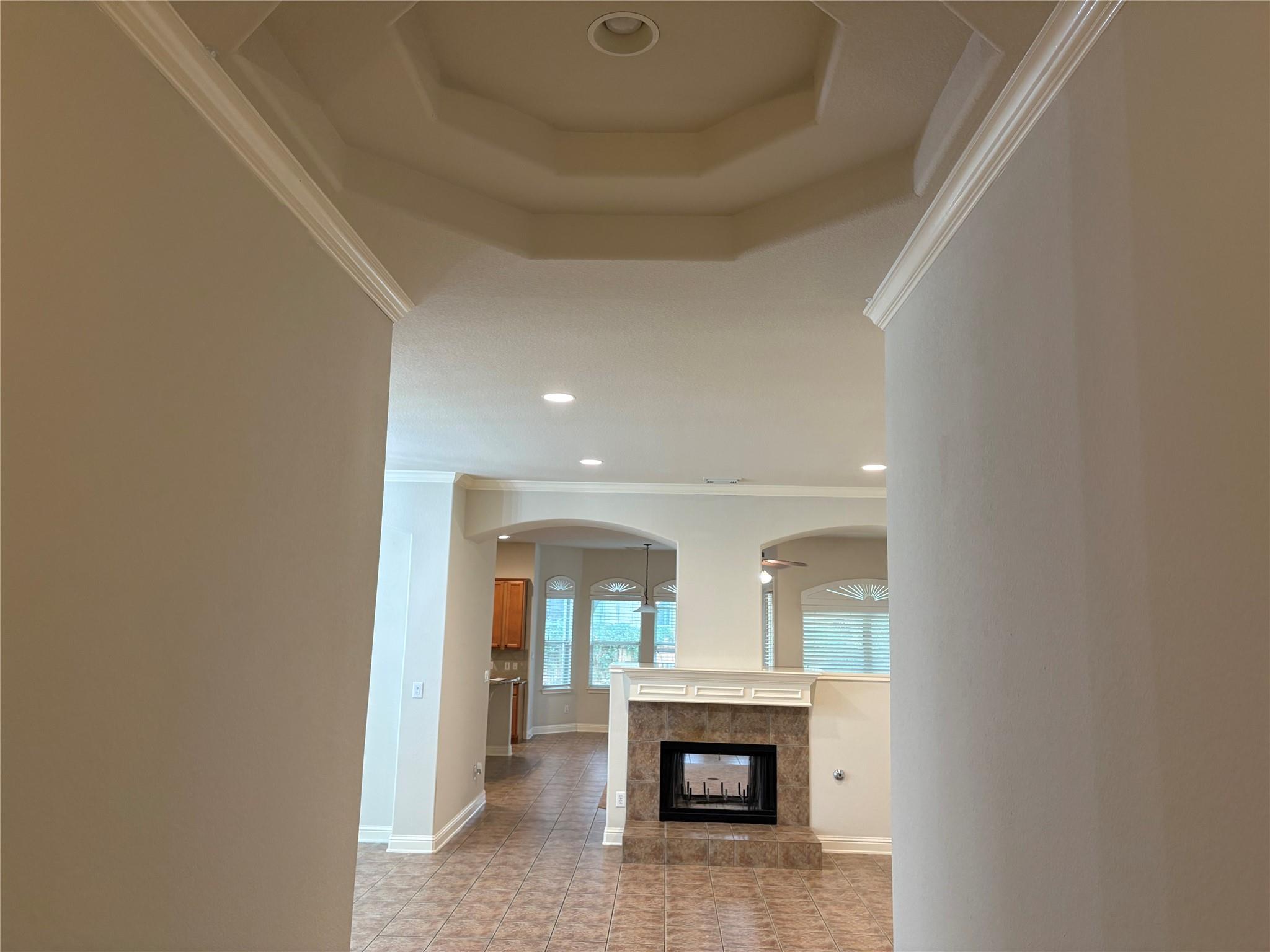 15209 Interlachen DR