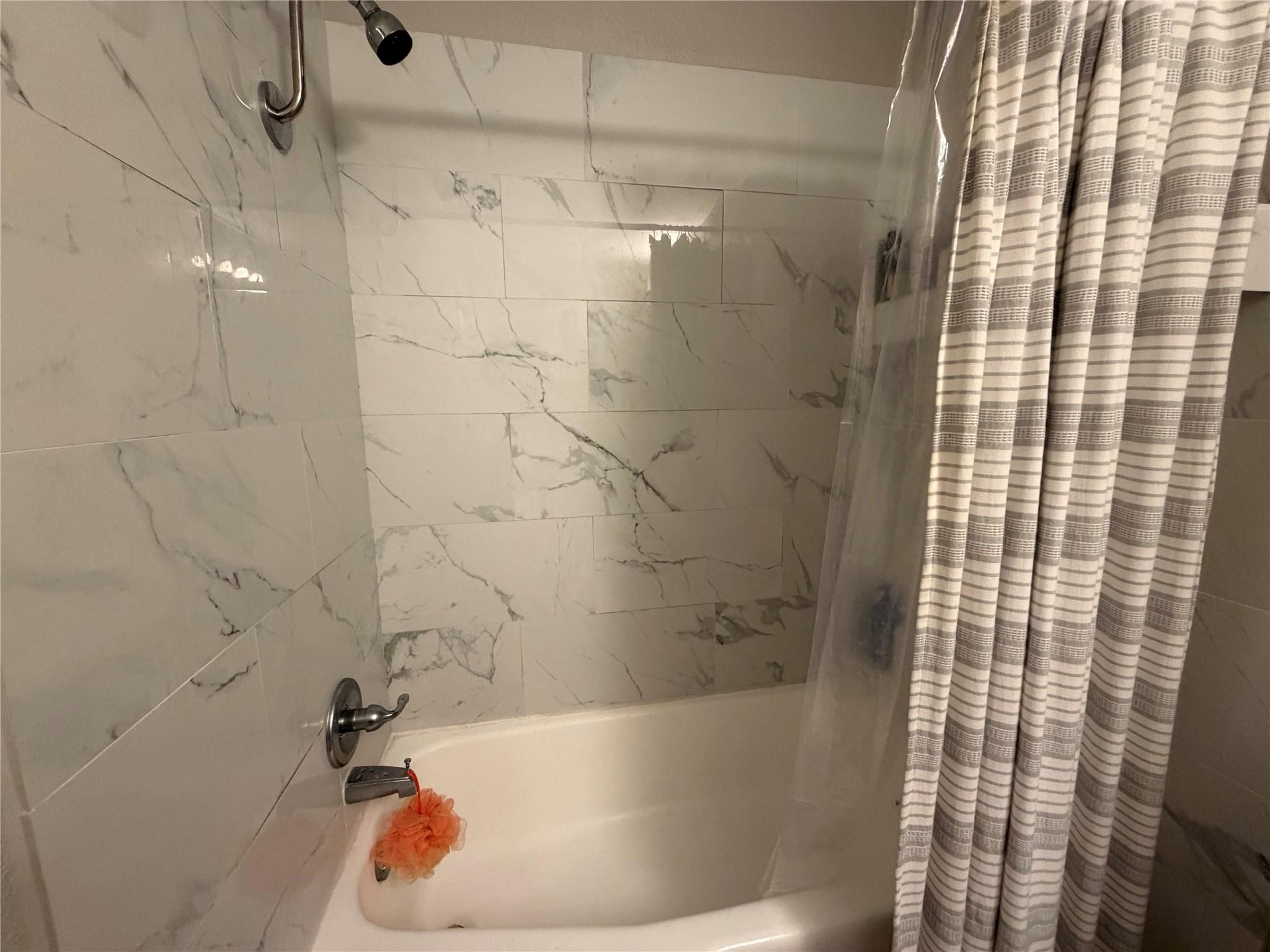 1400 Vista Ridge CV # B