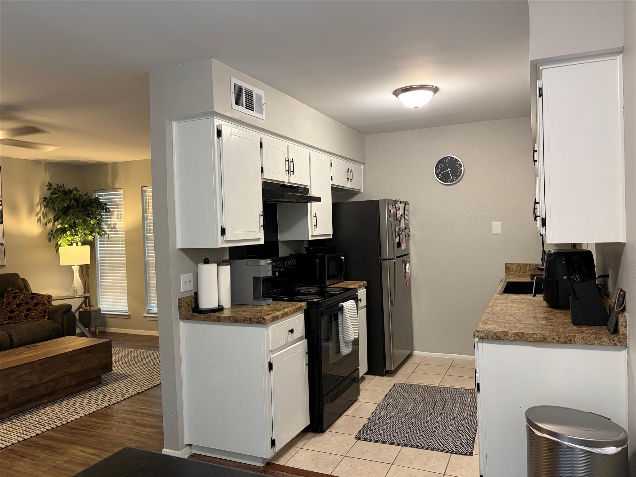 1400 Vista Ridge CV # B