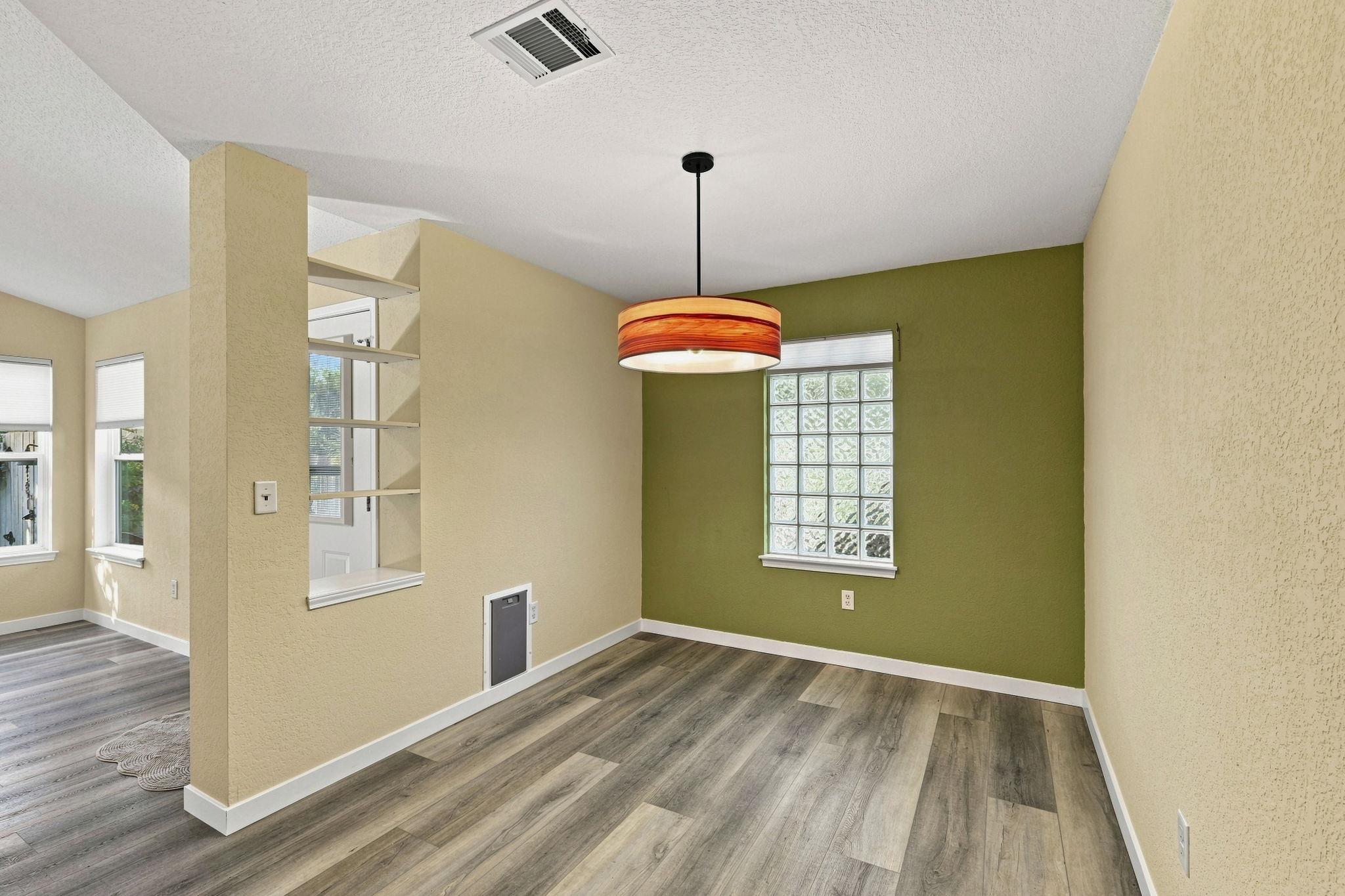 196 Prairie Springs LOOP