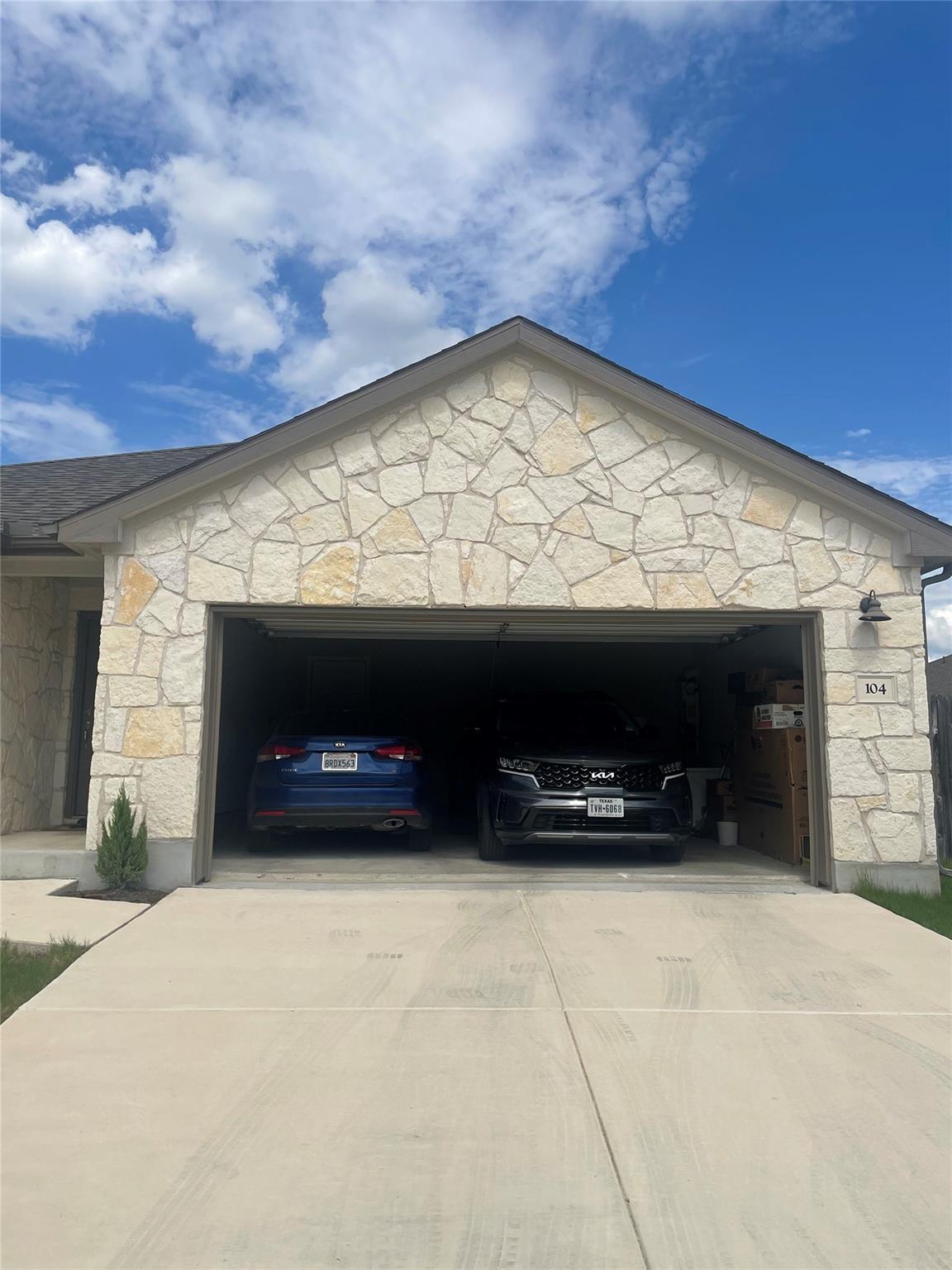 104 Greenspire Downs DR
