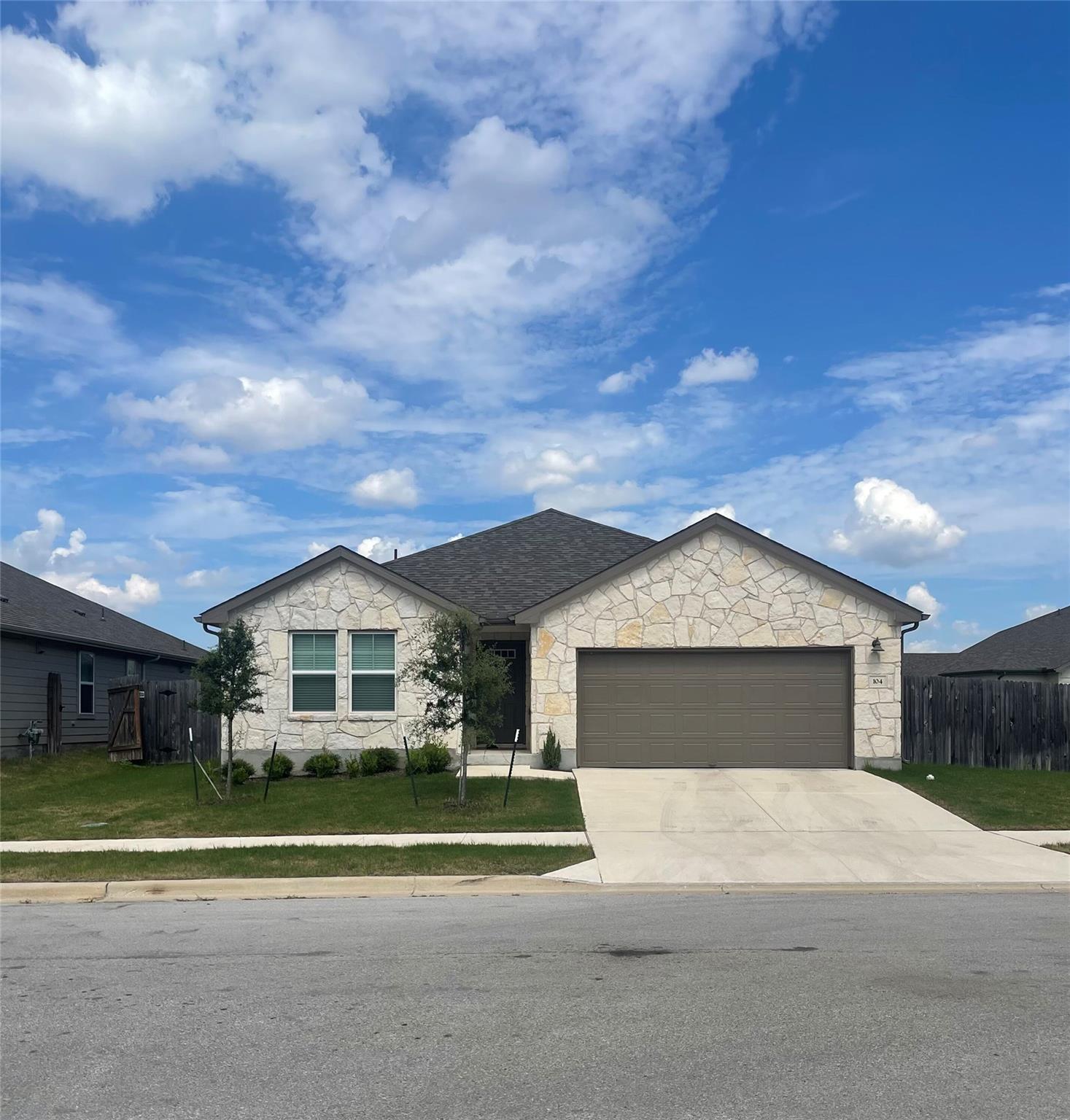 104 Greenspire Downs DR