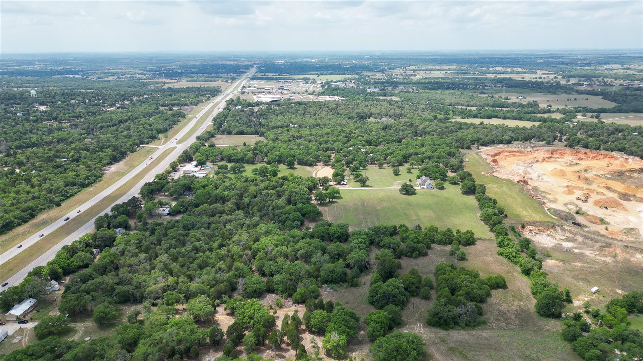 660 E Highway 290 Highway E