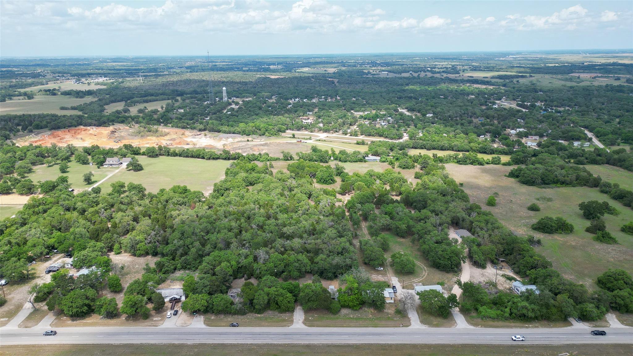 660 E Highway 290 Highway E