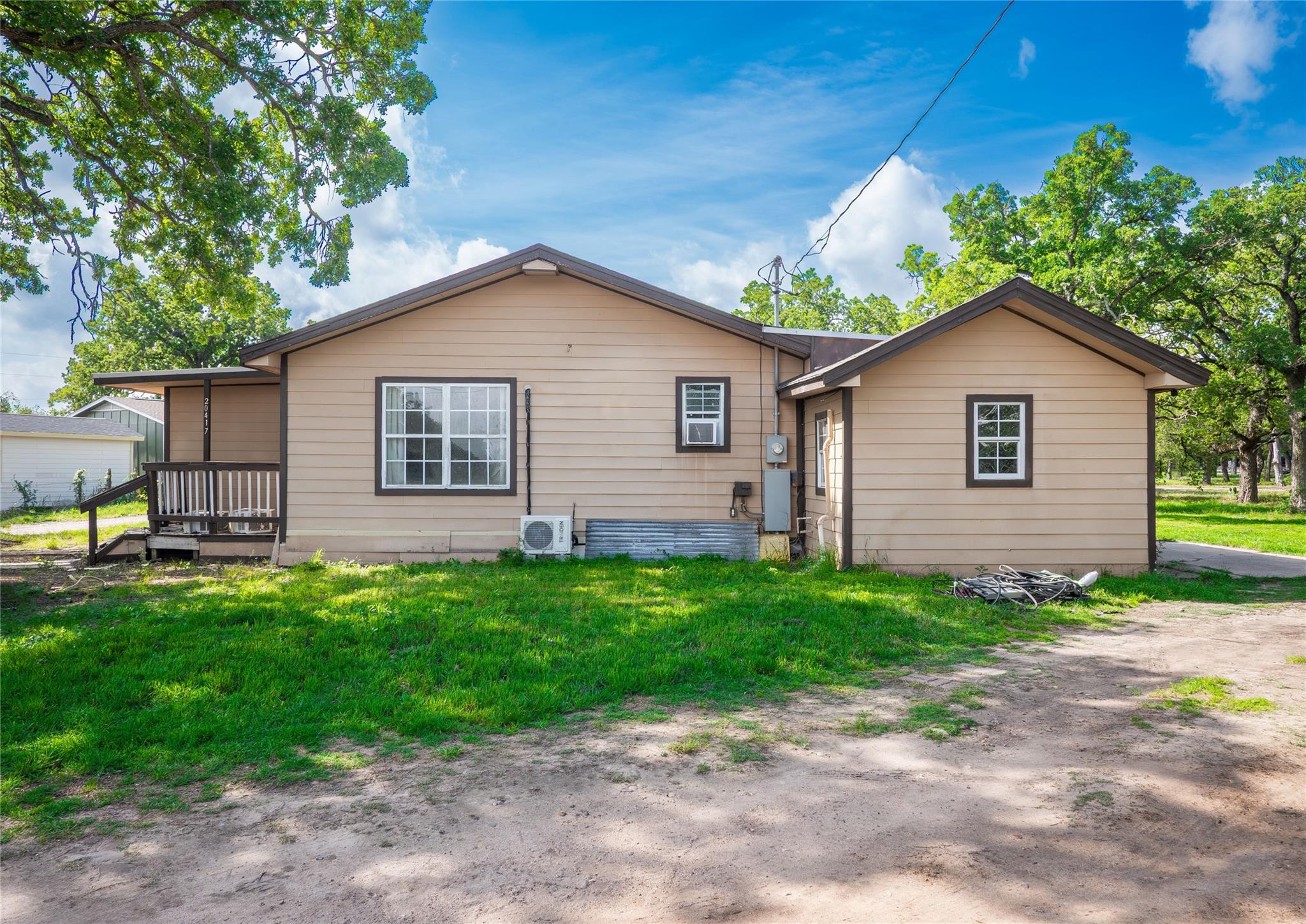 20417 Ed Acklin RD