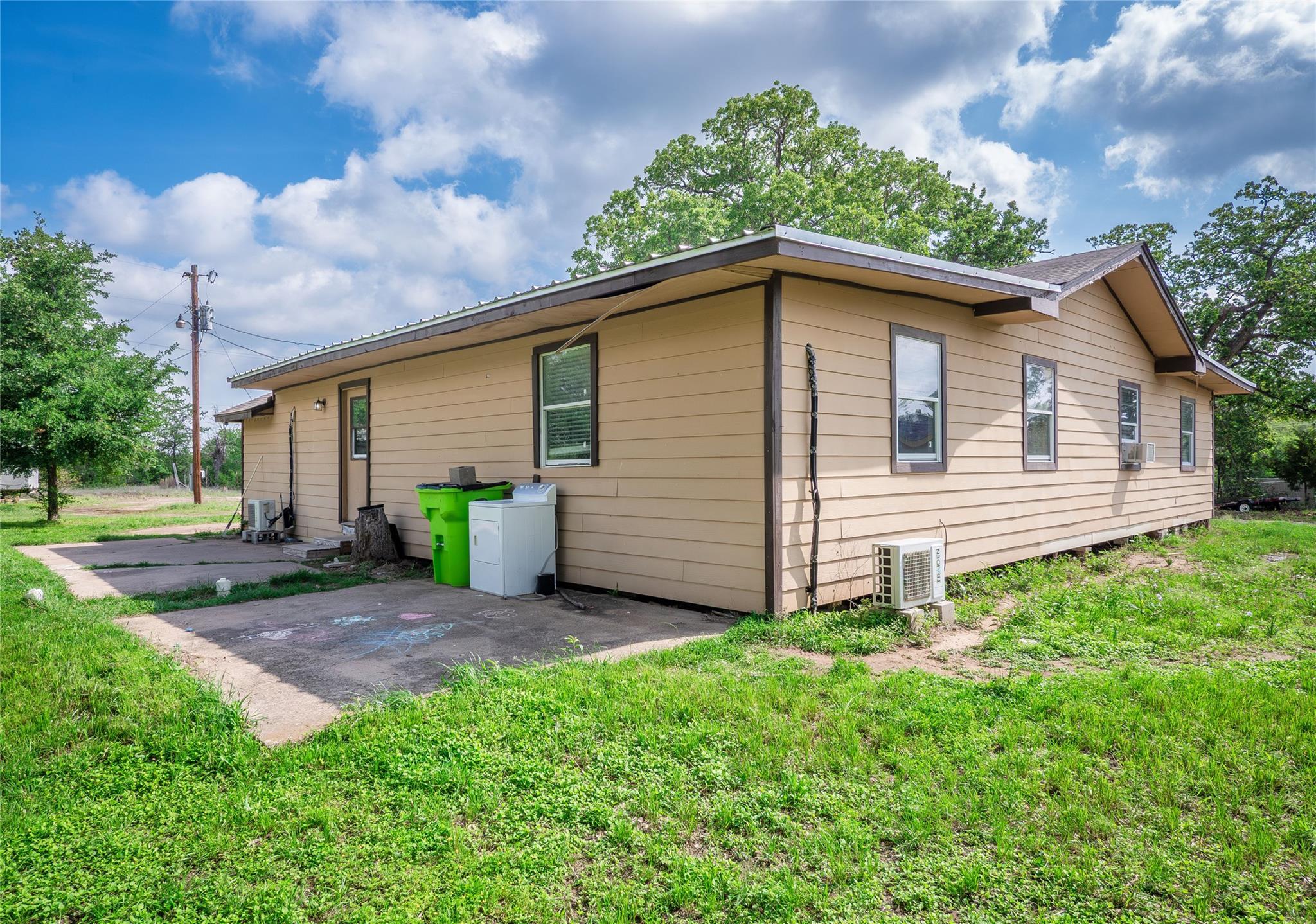 20417 Ed Acklin RD