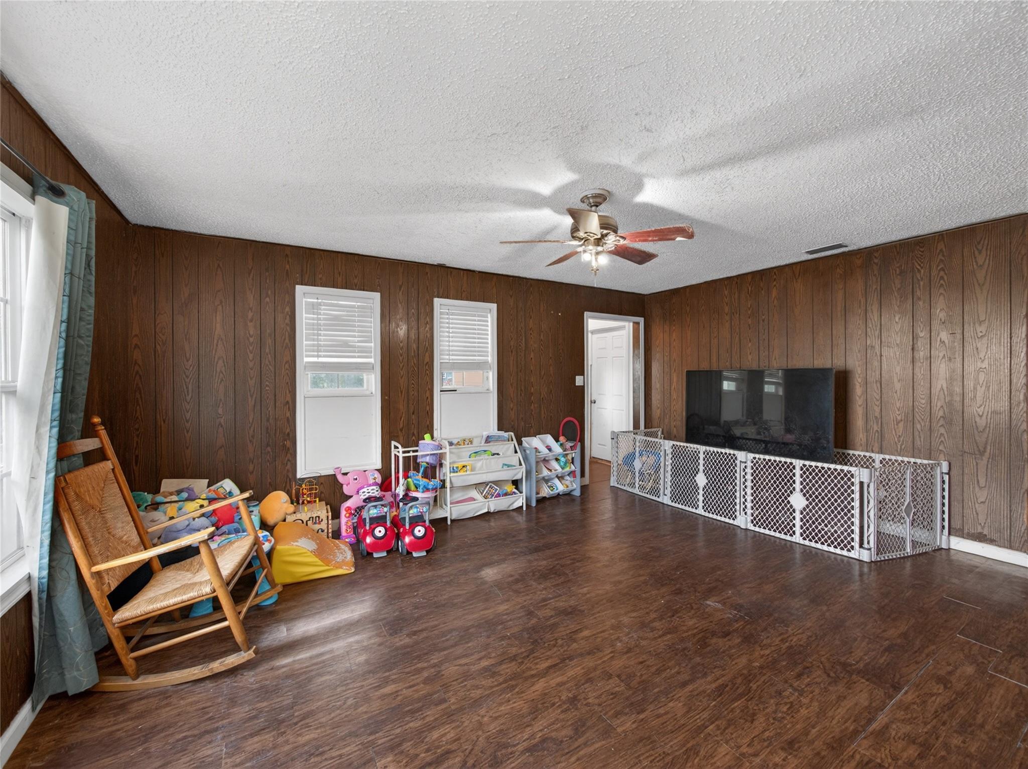 20417 Ed Acklin RD