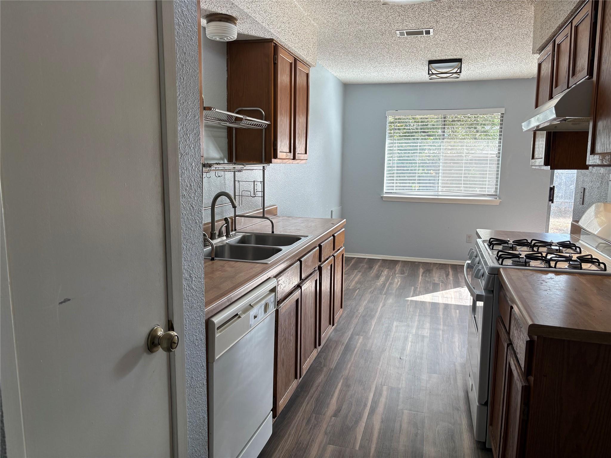 12229 Mosley LN