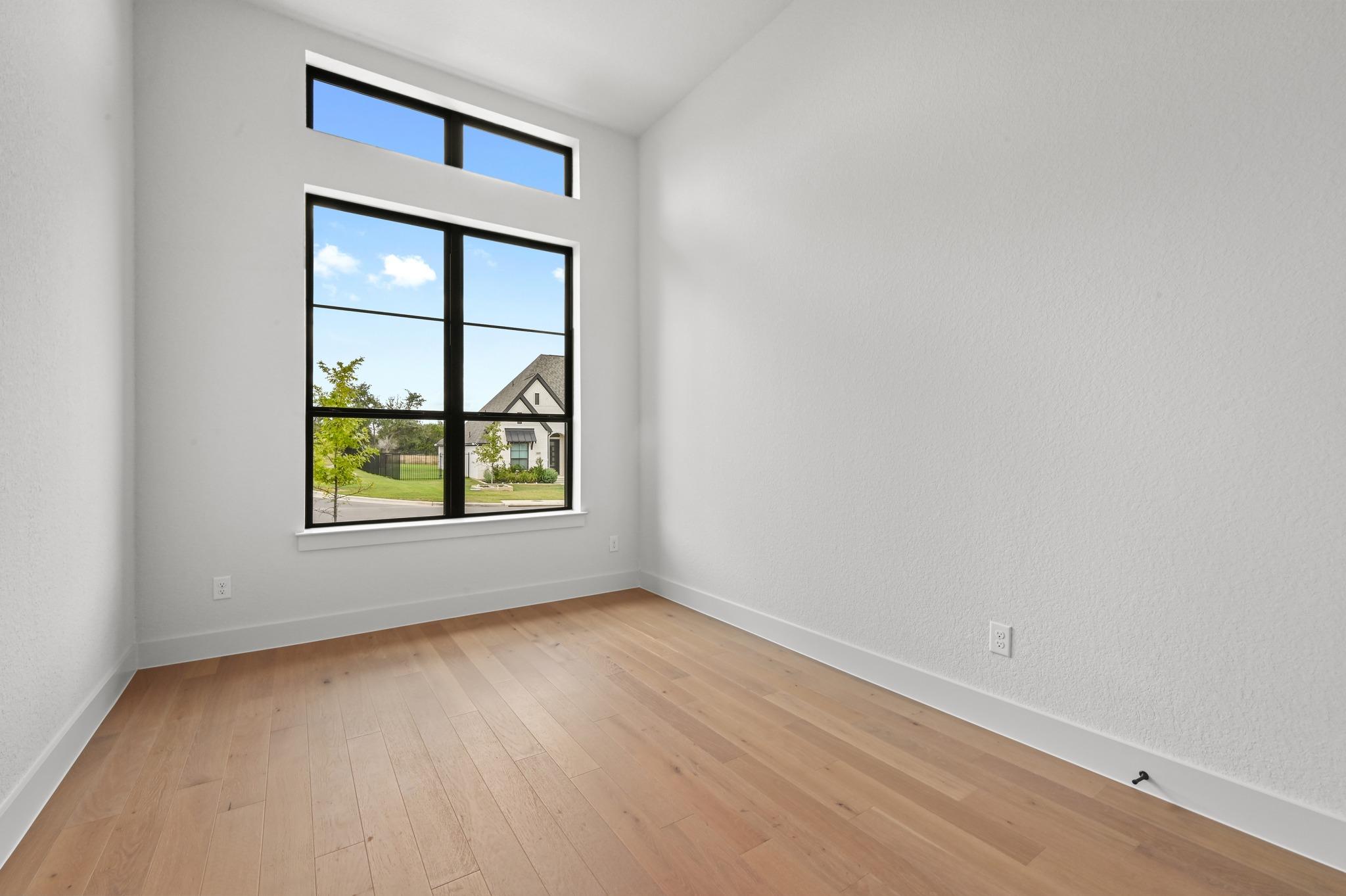 461 Leaning Rock RDG