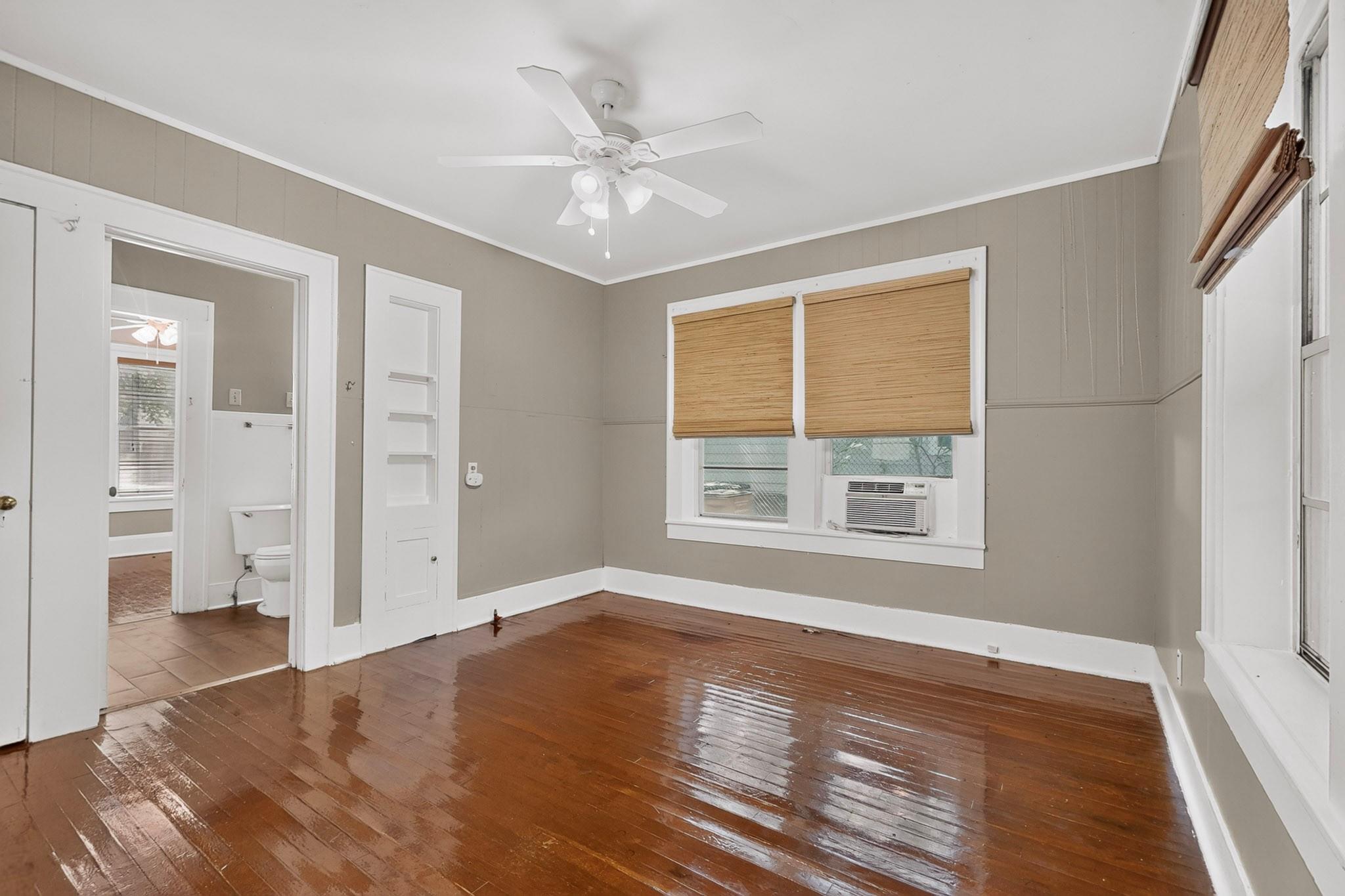 4008 Burnet RD