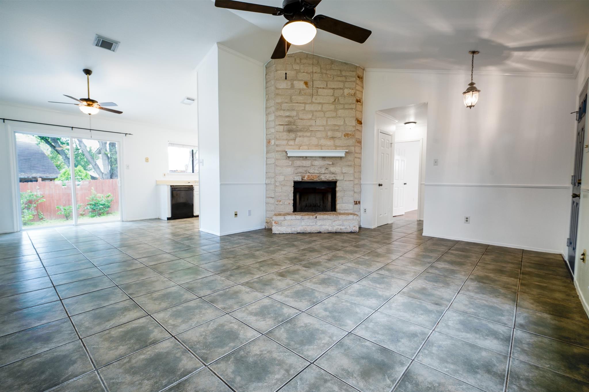 1601 Primrose TRL