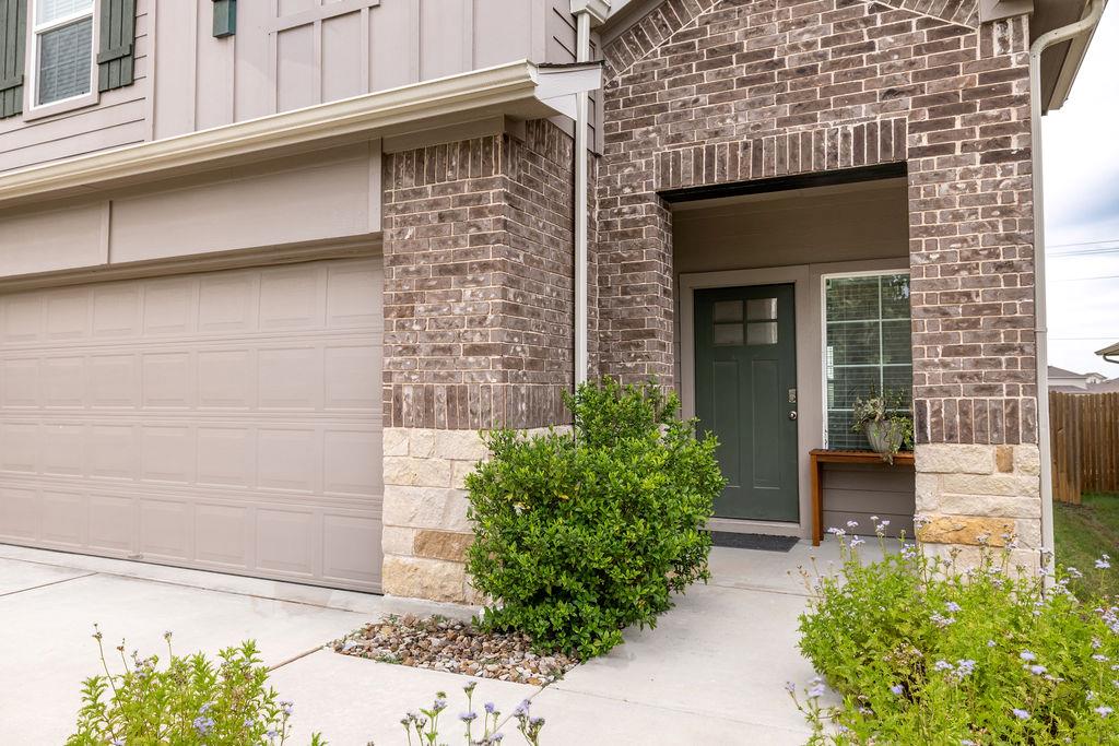 393 Apache Plum DR