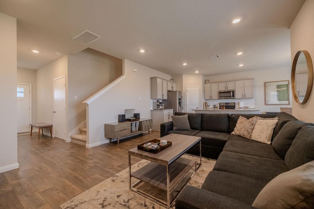 393 Apache Plum DR