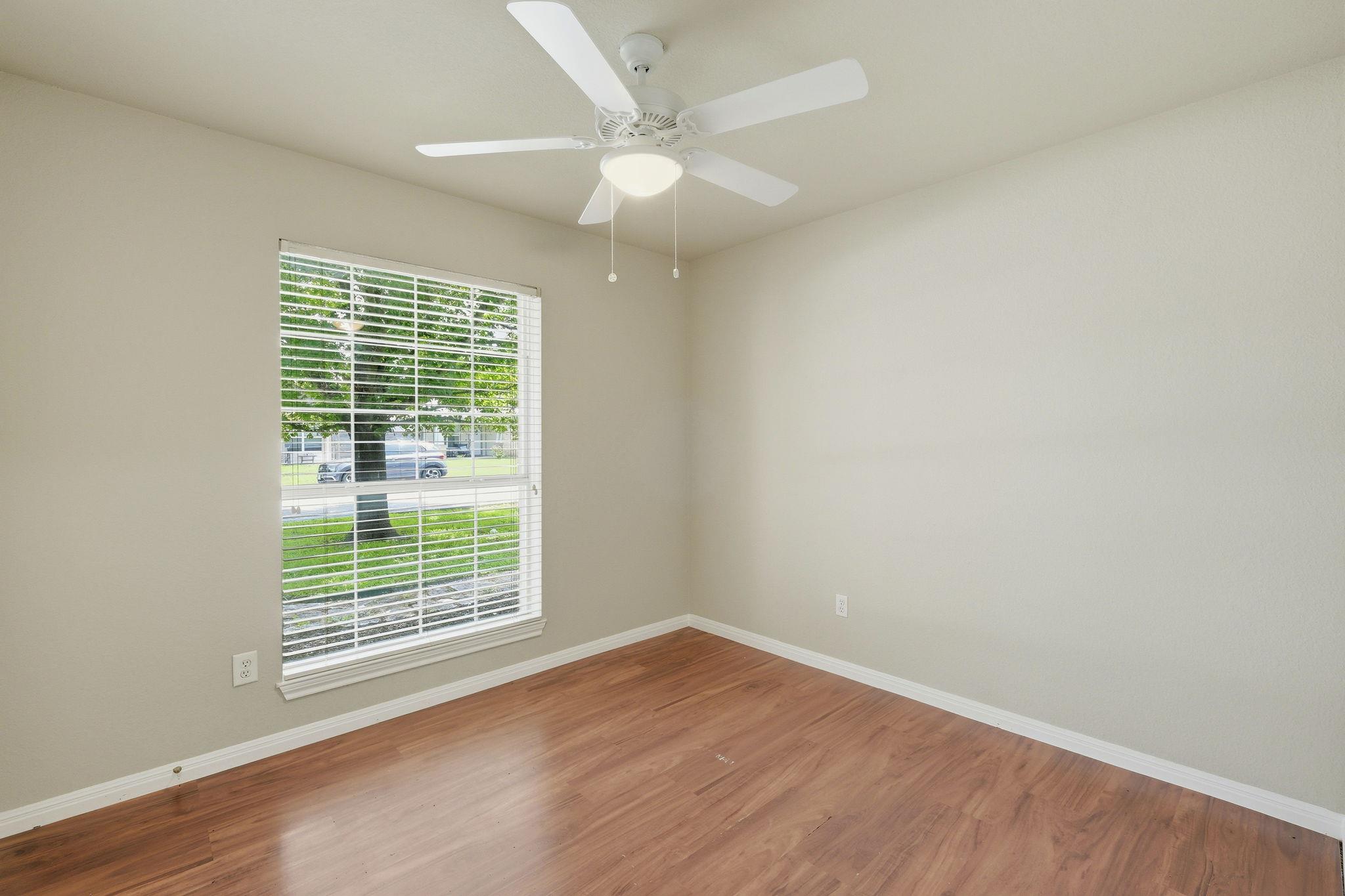 3405 Crystal CIR